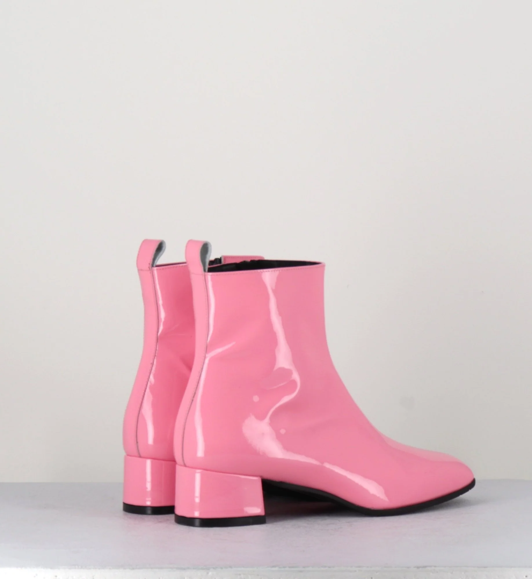 Boots 60s en cuir vernis rose - JANE VERNICE PINK – Image 7