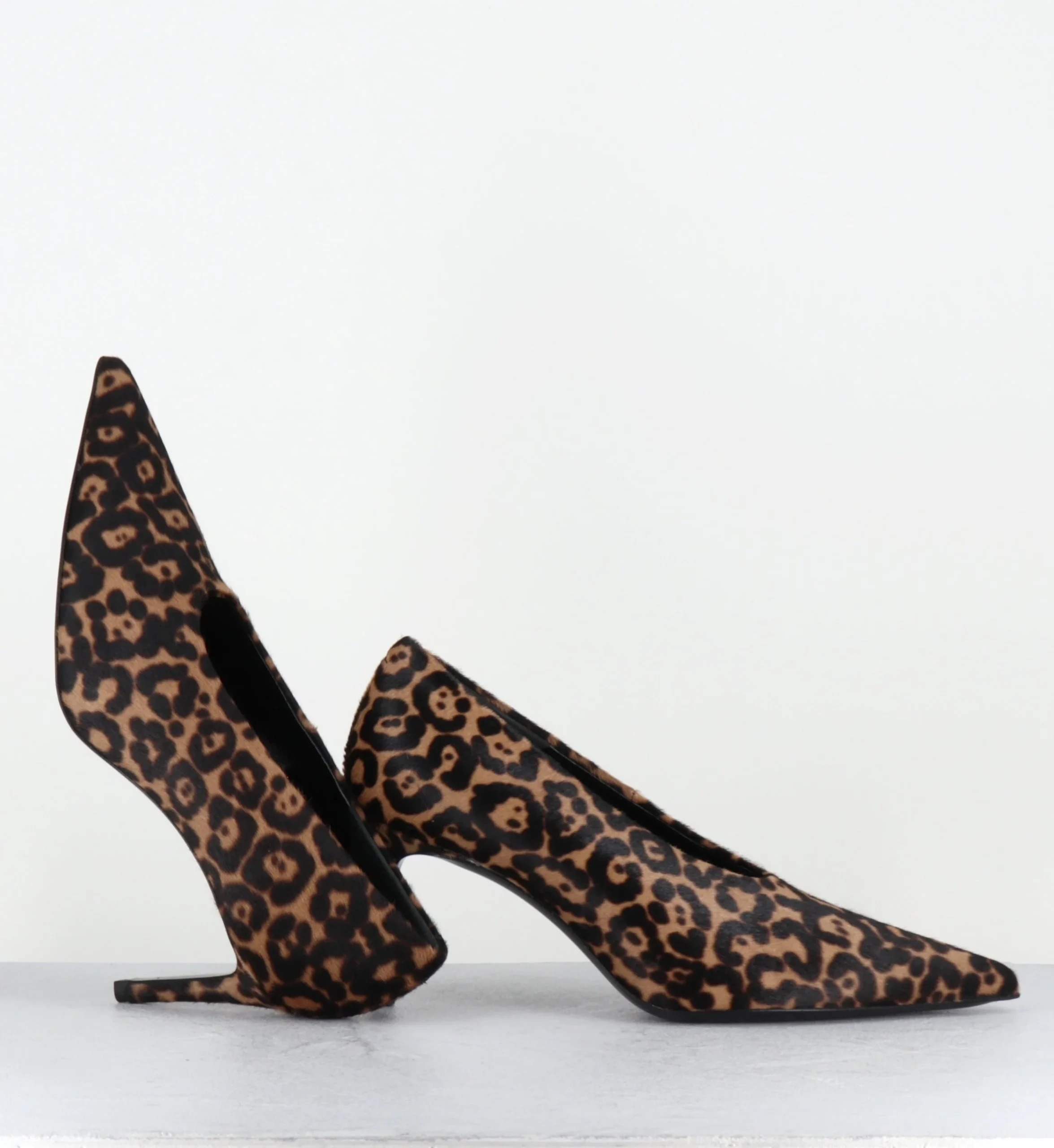 Escarpins bout pointu à talon pony léopard - ARES MINI LEO SAUVAGE – Image 3
