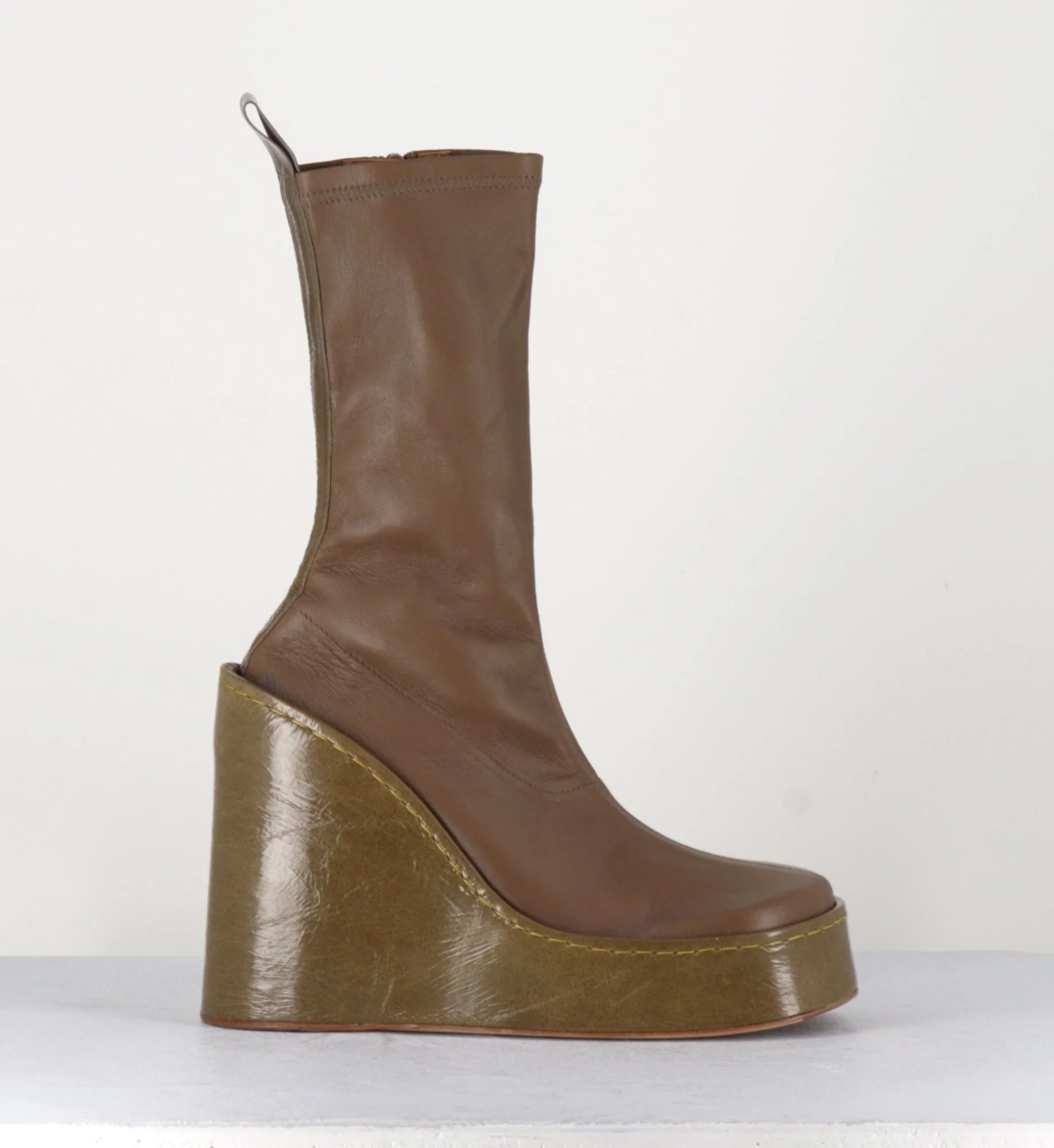 Boots en cuir khaki compensées - HANAE KHAKI BOOTS