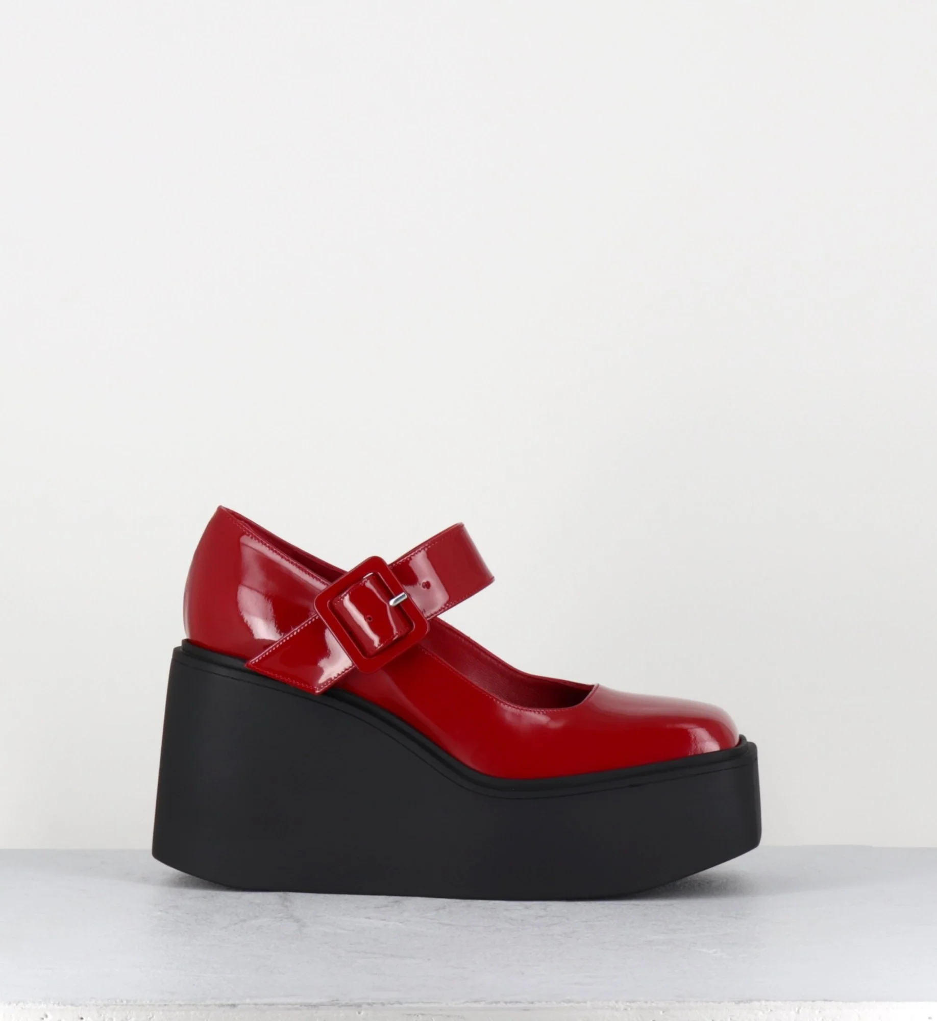 90s Mary-Jane compensées en cuir vernis rouge - YERI VERNICE ROSSO – Image 2
