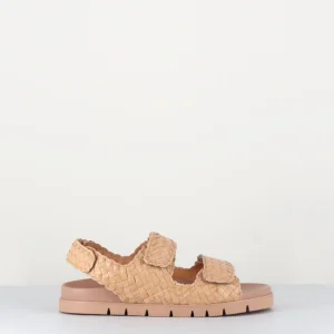 Sandales plates en cuir tressé beige - MURA ARENA