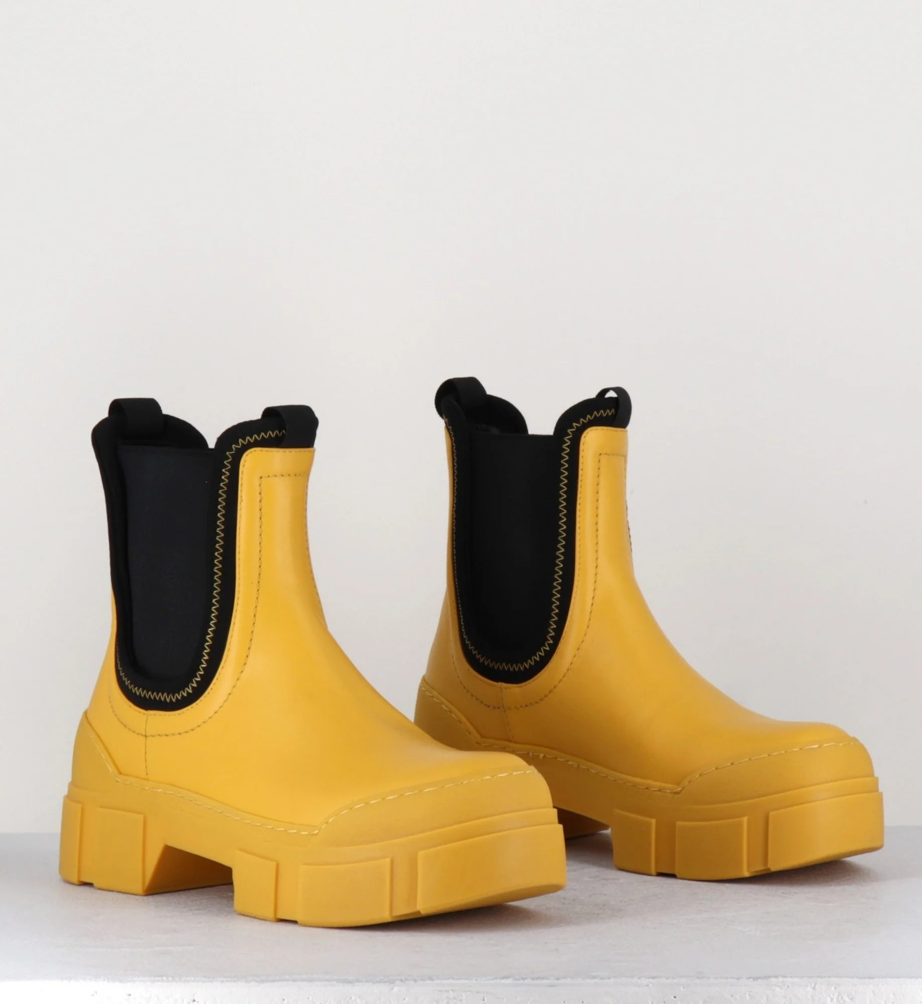Boots chelsea en cuir jaune - 1B4712D YELLOW – Image 3