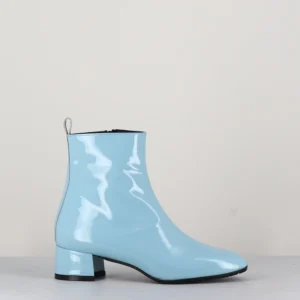 Boots 60s en cuir vernis bleu - JANE VERNICE FAEDA