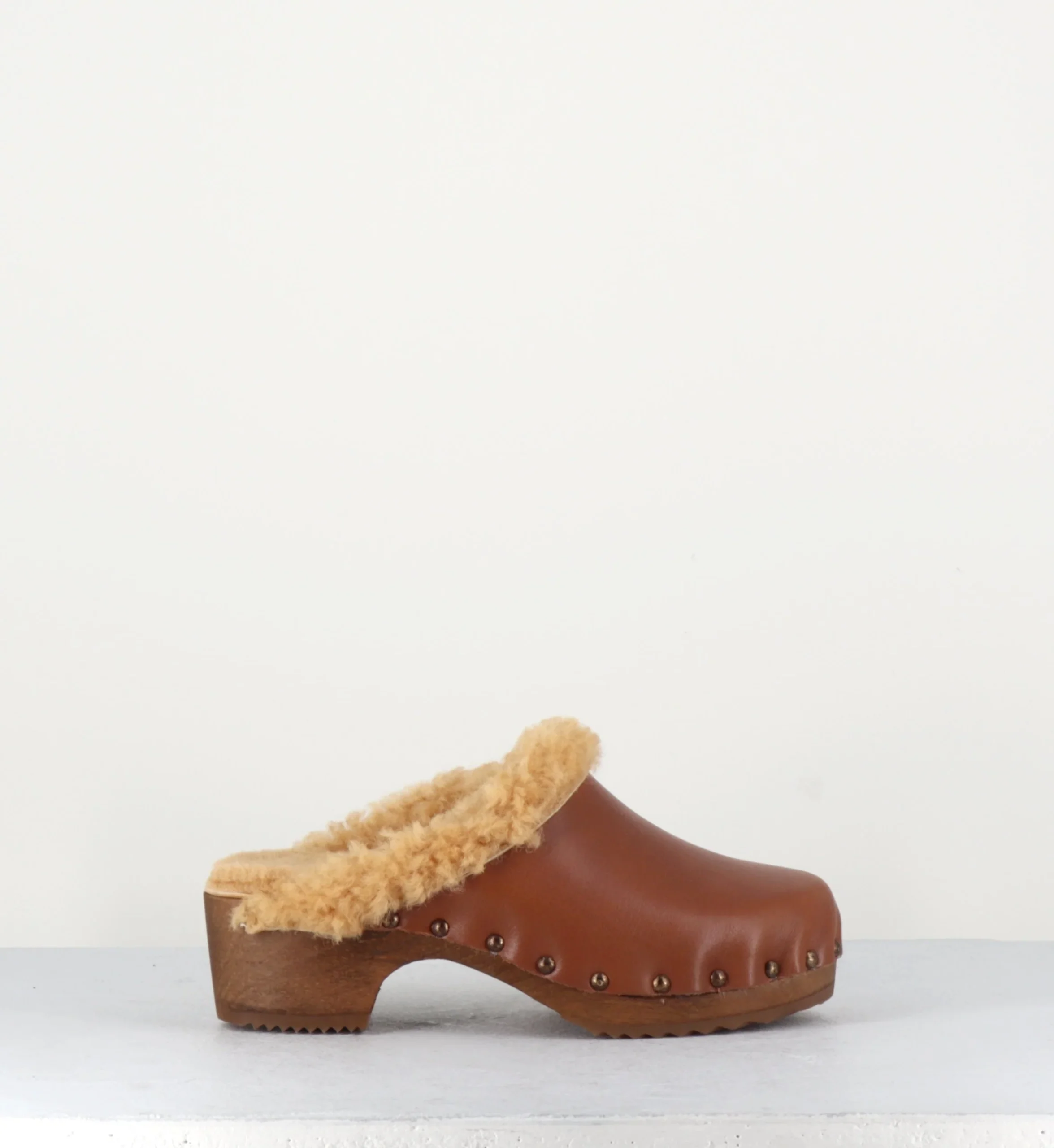 Sabot fourrés en cuir camel - COMPLIB ANTICO