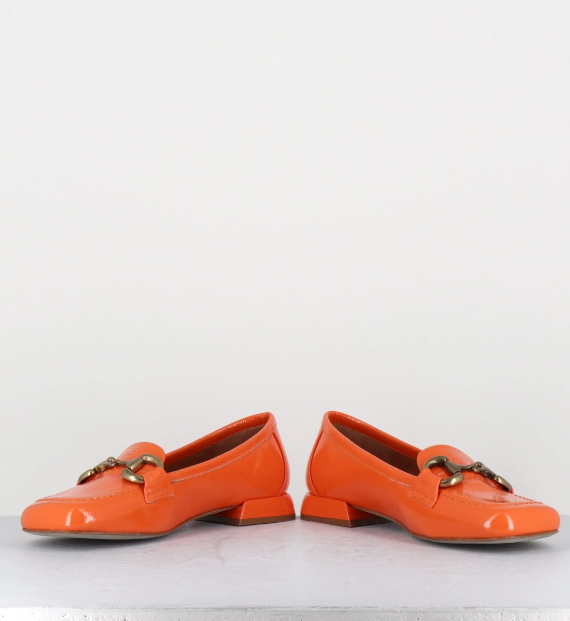 Mocassins 60s en cuir vernis orange - LAKE NAPLAK ARANCIO – Image 3