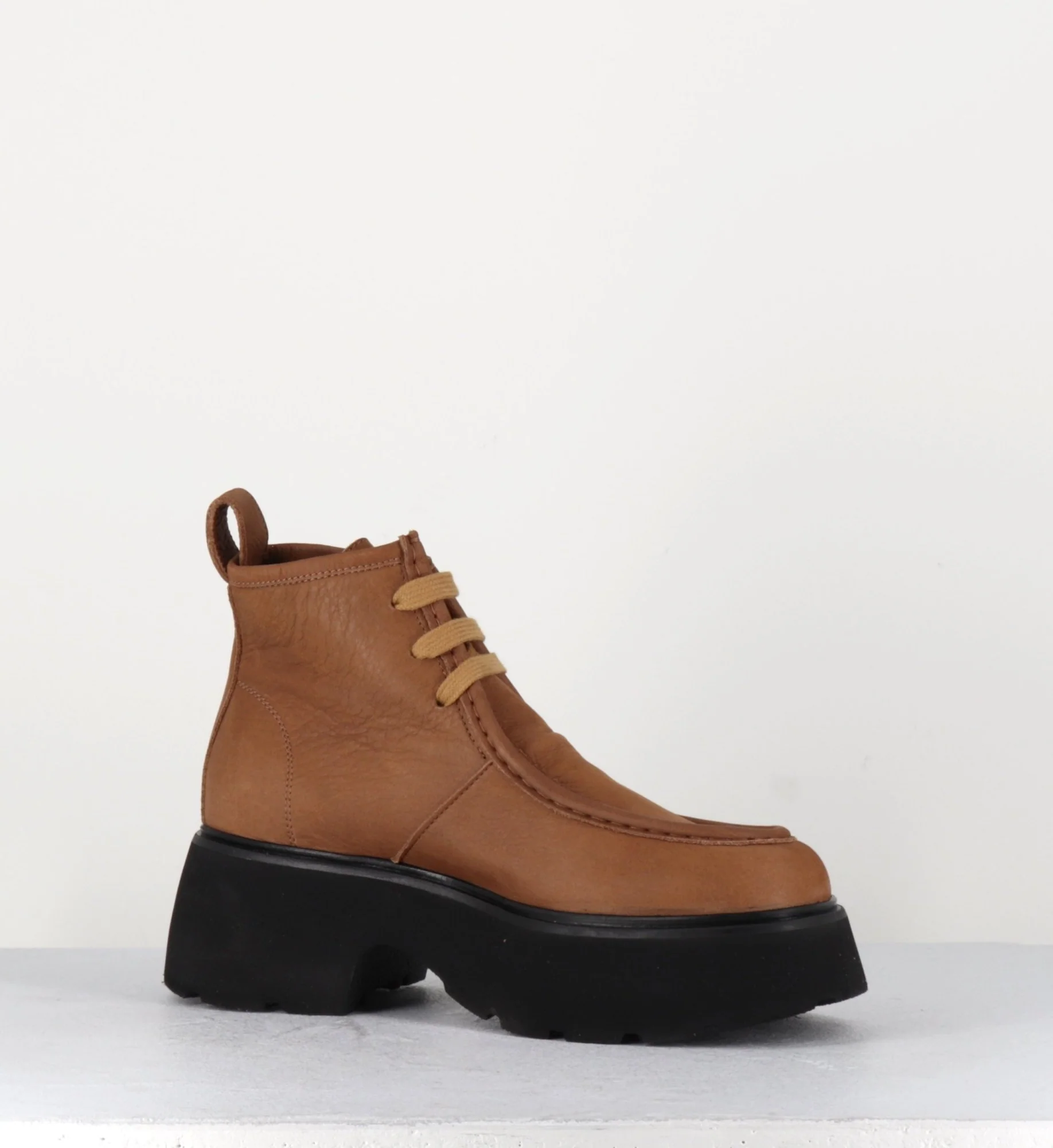 Chaussures à lacets en nubuck cognac - A78NP NABUCK COGNAC – Image 7