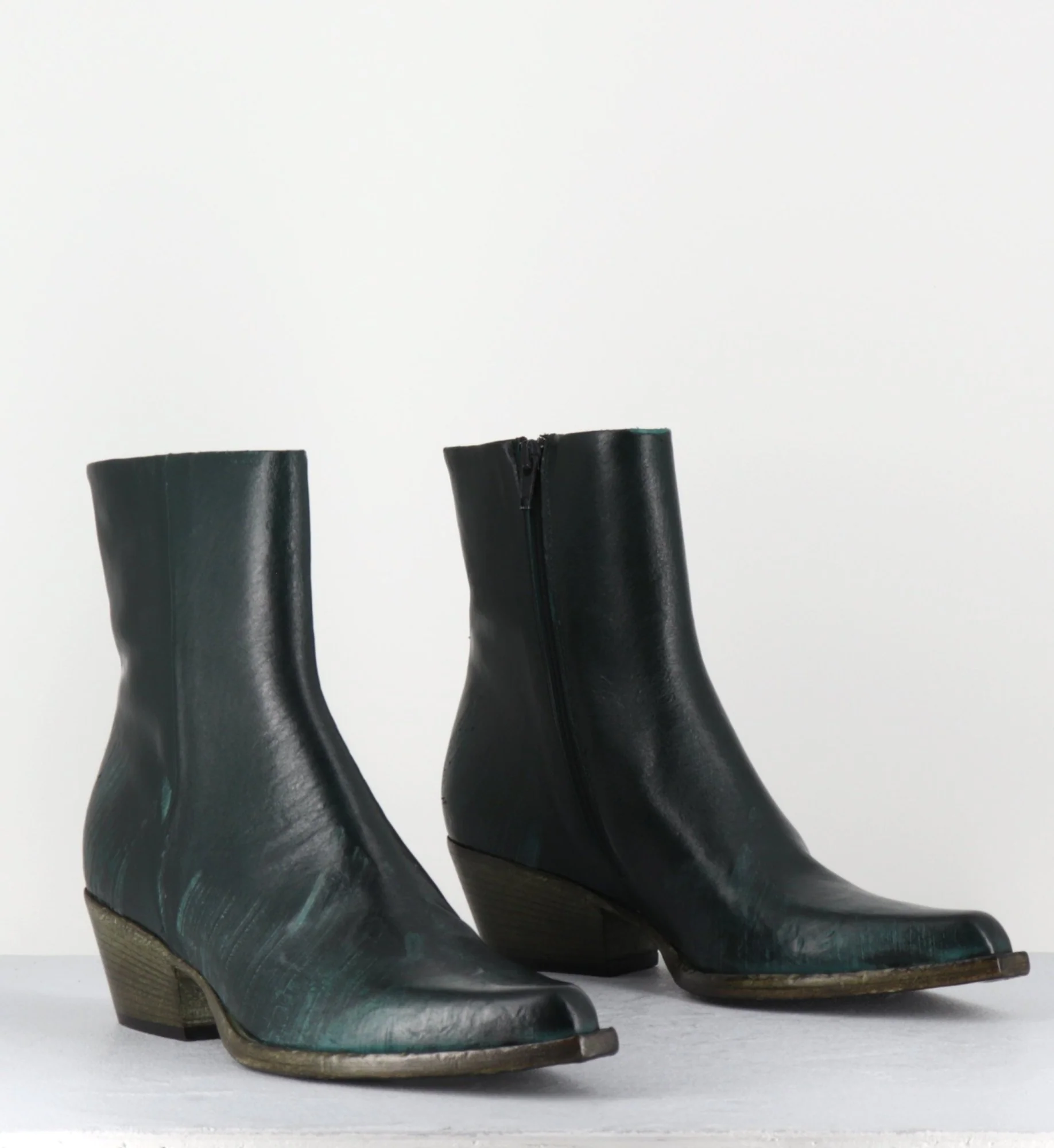 Santiags en cuir vert usé - SEBER3 MORODER BOTTIGLIA – Image 3