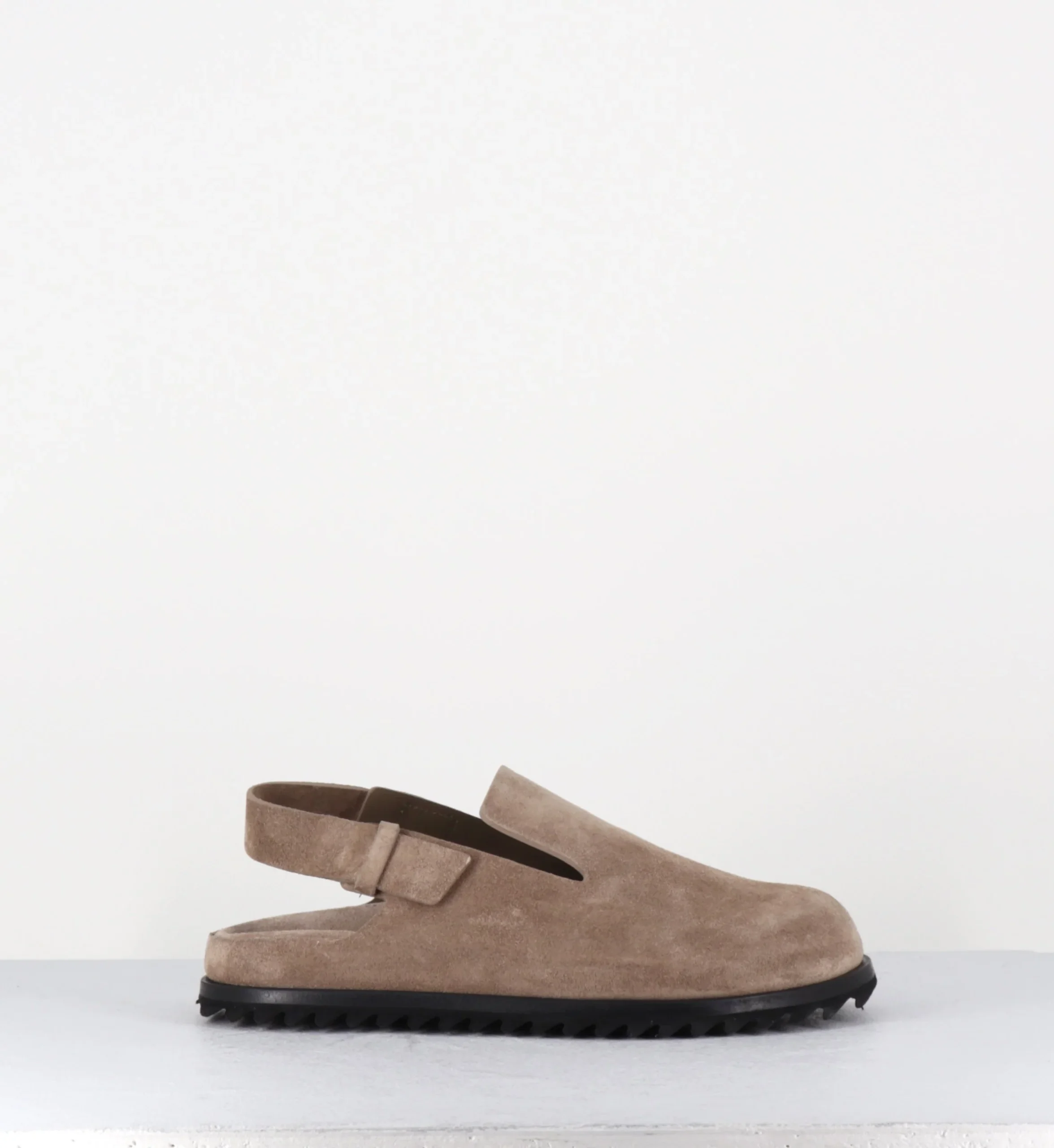 Sabots épuré daim taupe & bride arrière - PELAGIE008 FLINT