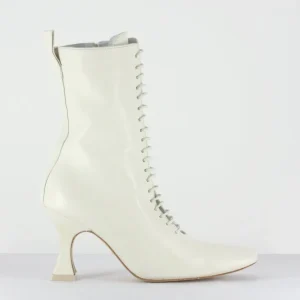 Yana Beige Leather BY