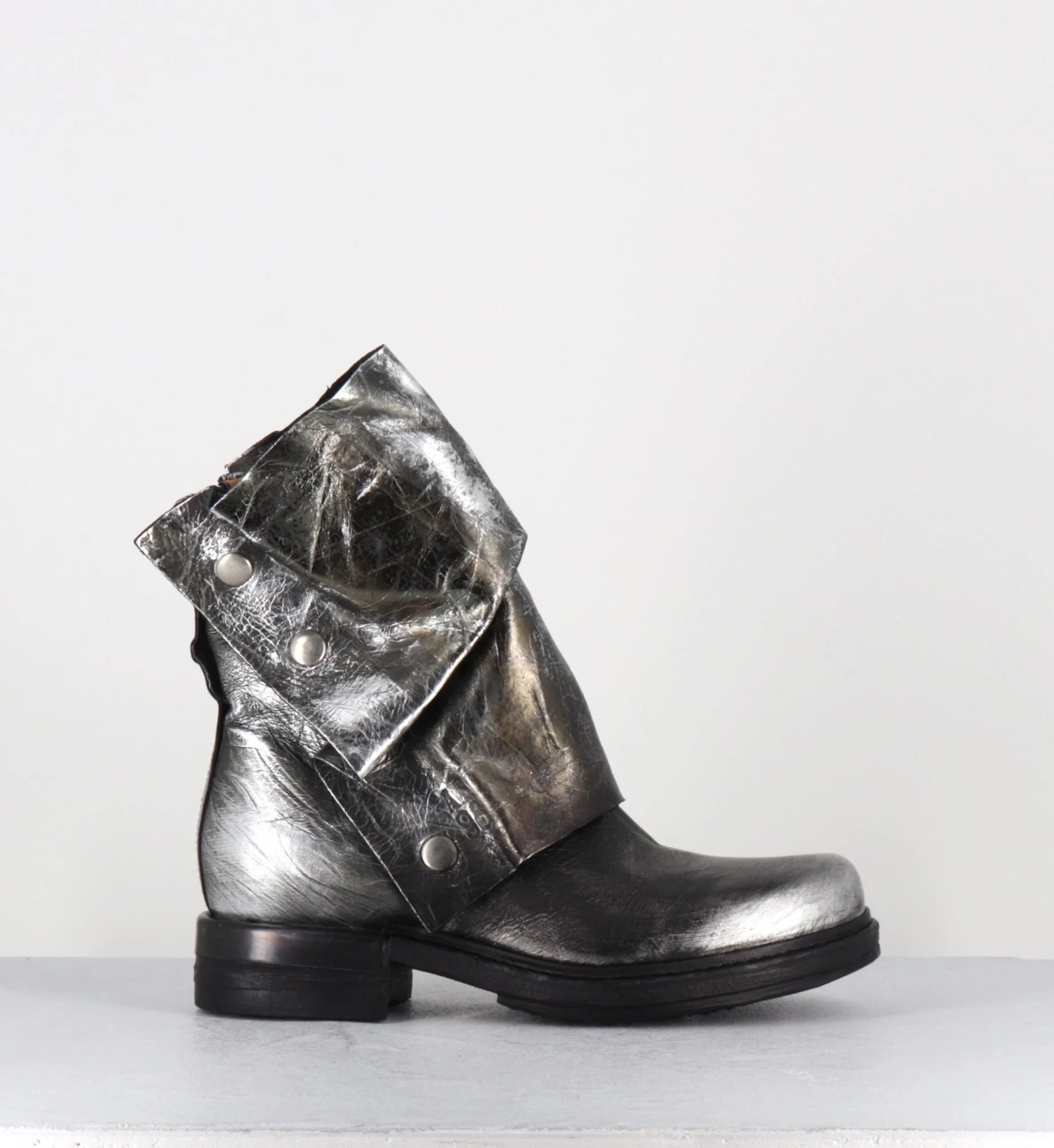Boots bikers en cuir métallisé argent et bonze - B80206 ARGENTO