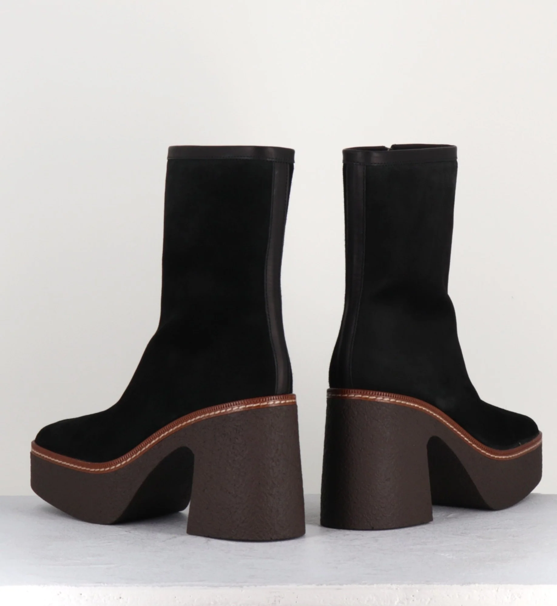 70s Platforms Boots - CARLA21 VELOURS NERO – Image 9