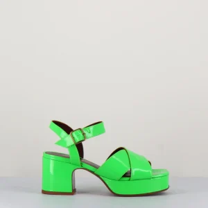 Sandales à plateforme en cuir vernis vert 70s Garrice x Avril - MIRIN R813 POMME