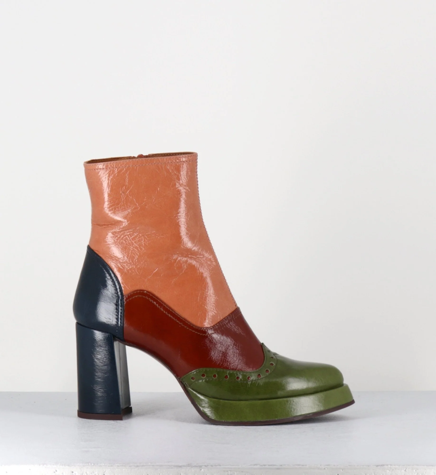 Boots en cuir multicolore & bout pointu fleuri - FAYU MASERATI MILI