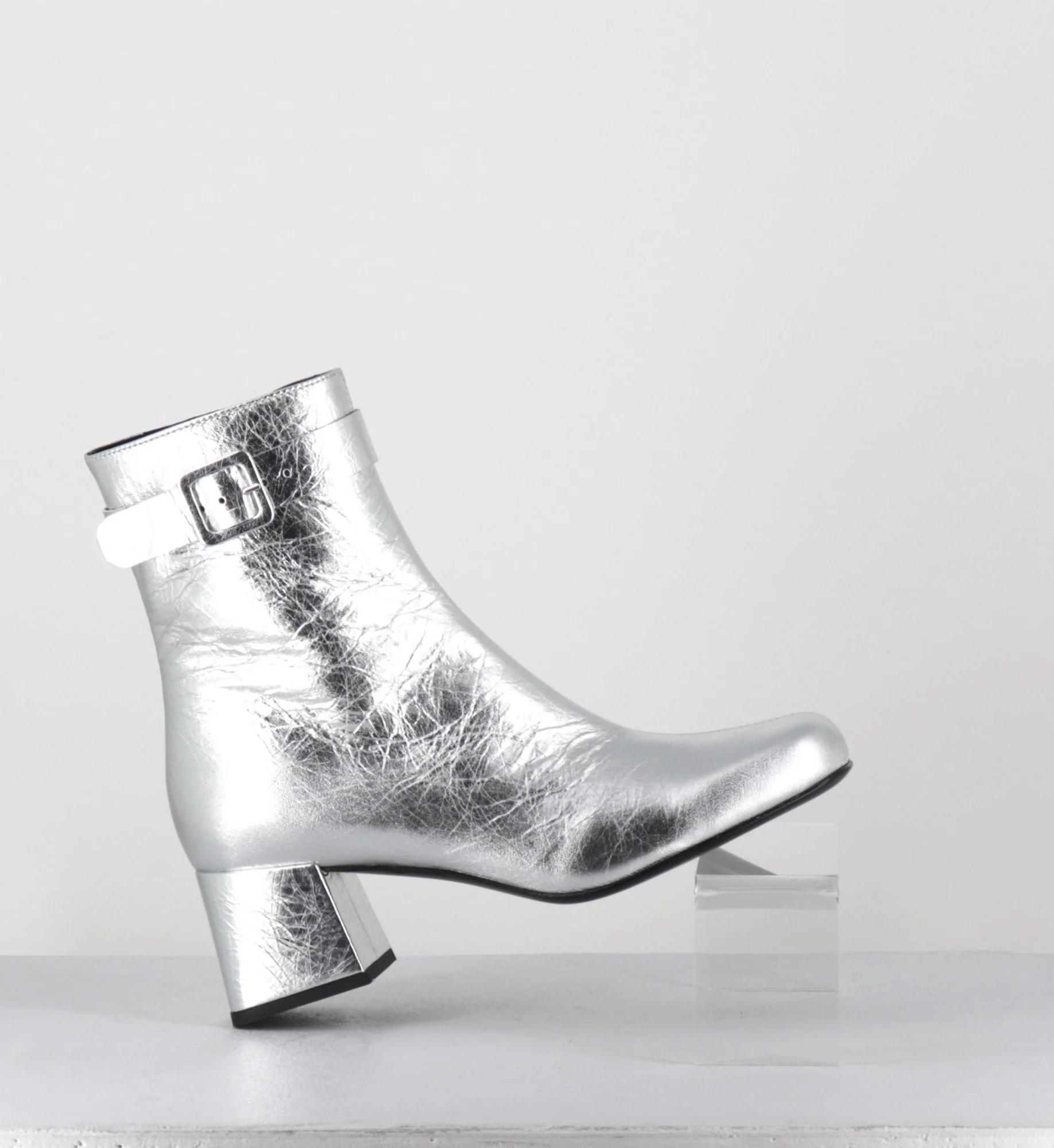 Boots 60s en cuir métallisé argent - XERT SCRATCH SILVER – Image 5