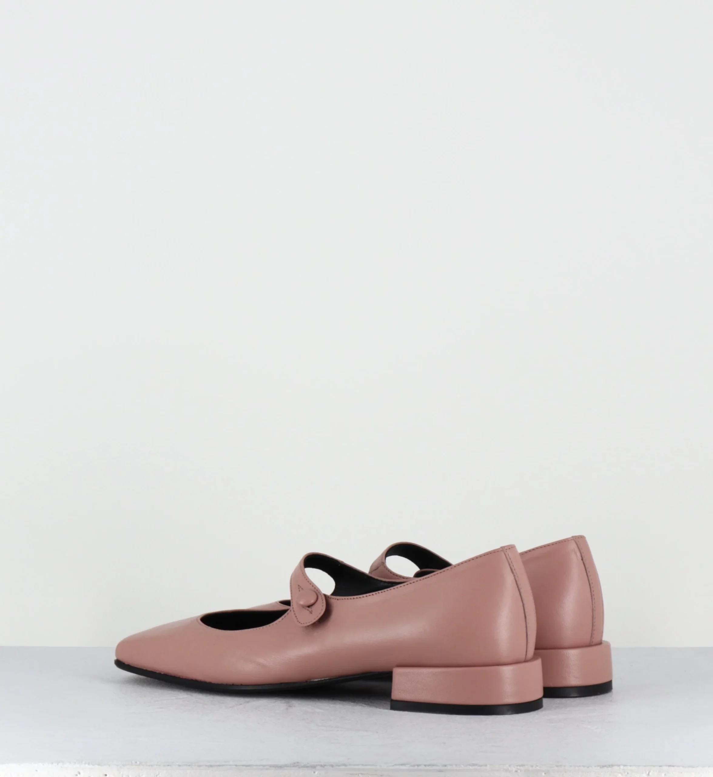 Babies en cuir souple rose poudré à bout carré - JANE NATURAL COWHIDE – Image 5