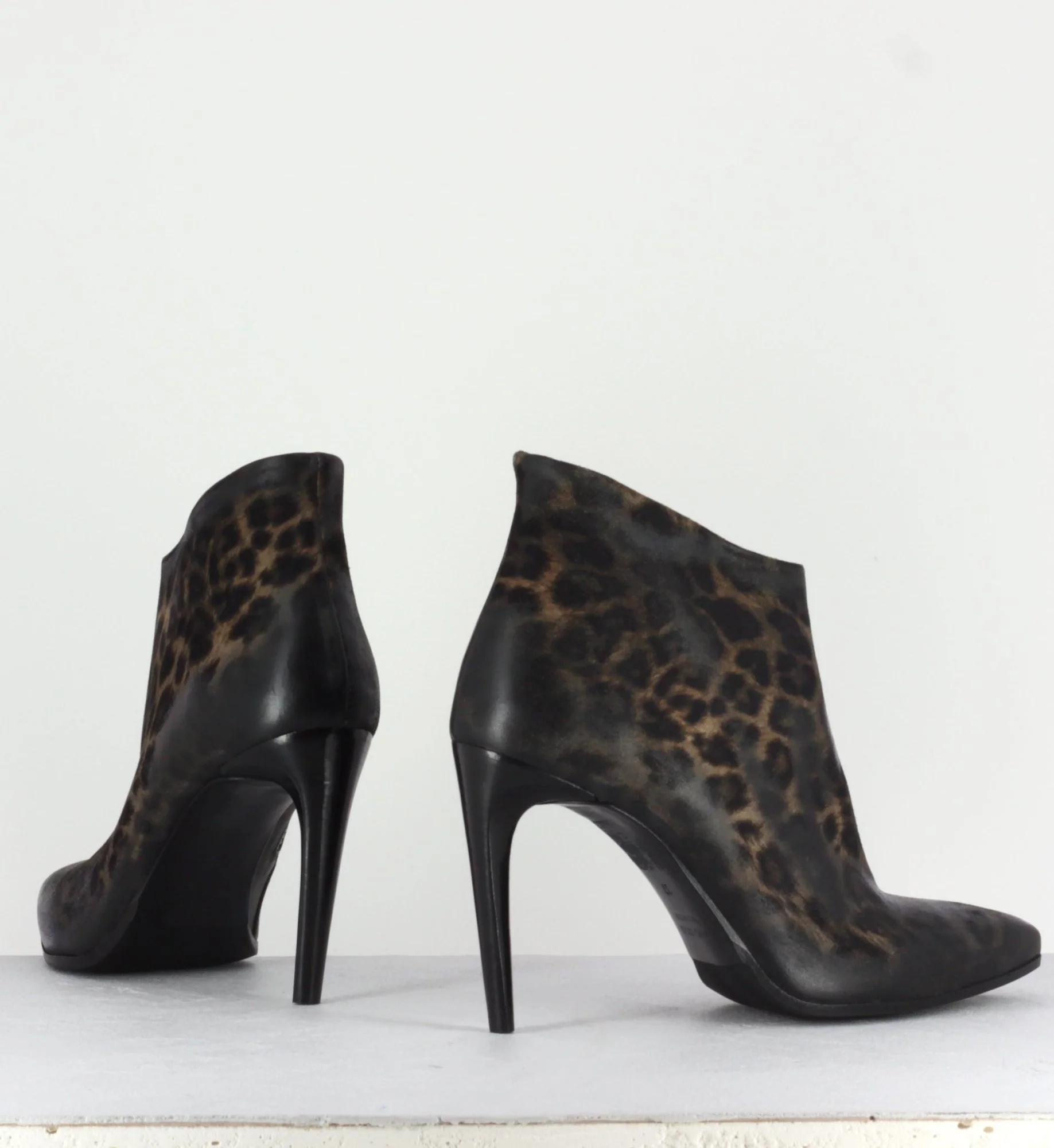 Boots bout pointu talon haut en cuir imprimé léopard - 6588L – Image 7