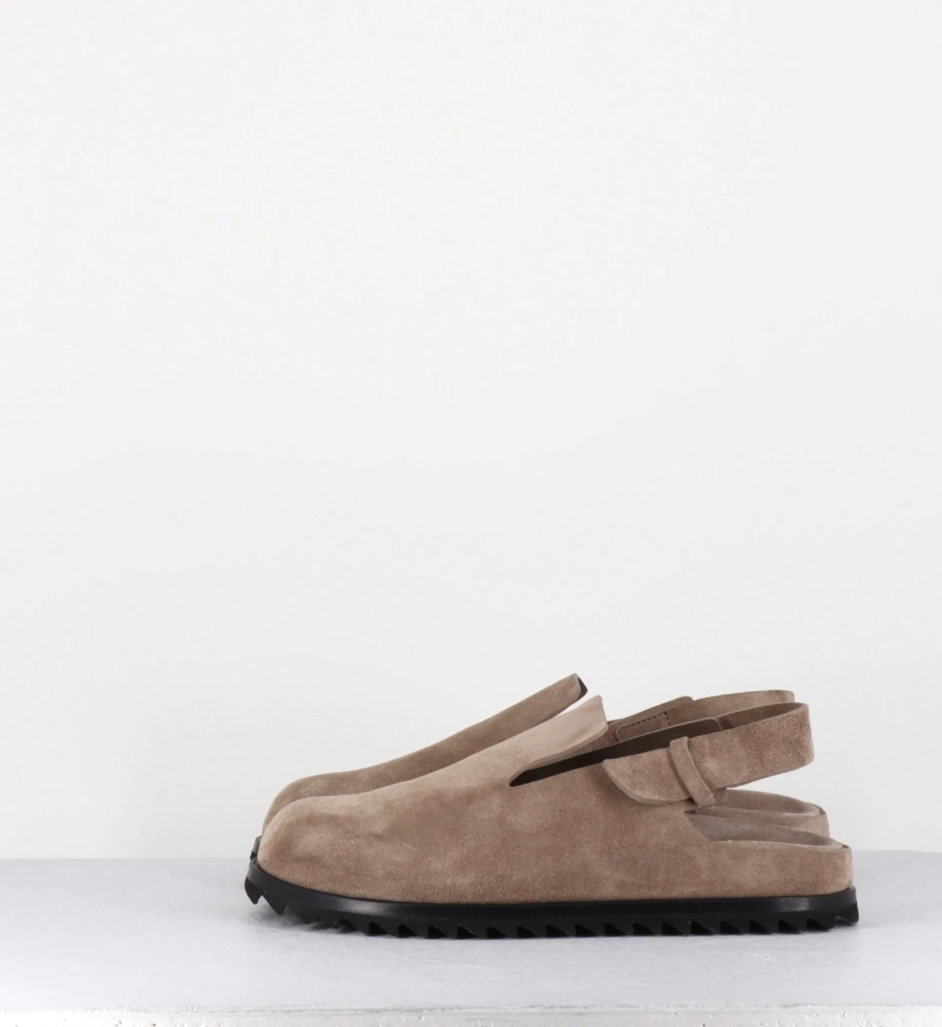 Sabots épuré daim taupe & bride arrière - PELAGIE008 FLINT – Image 7