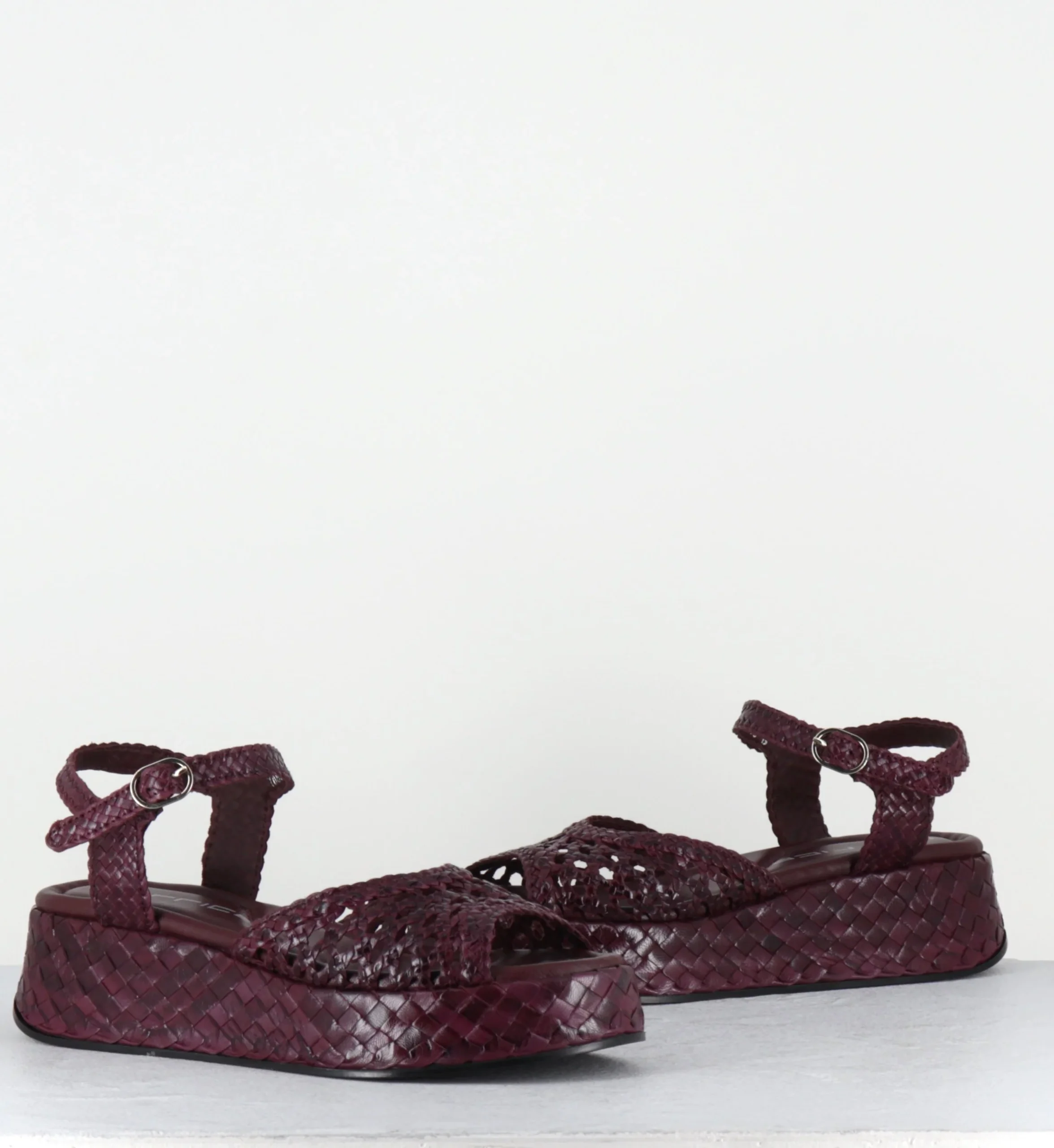 Sandales compensées en cuir tressé prune - FINO PRUGNA TRENZADO – Image 6