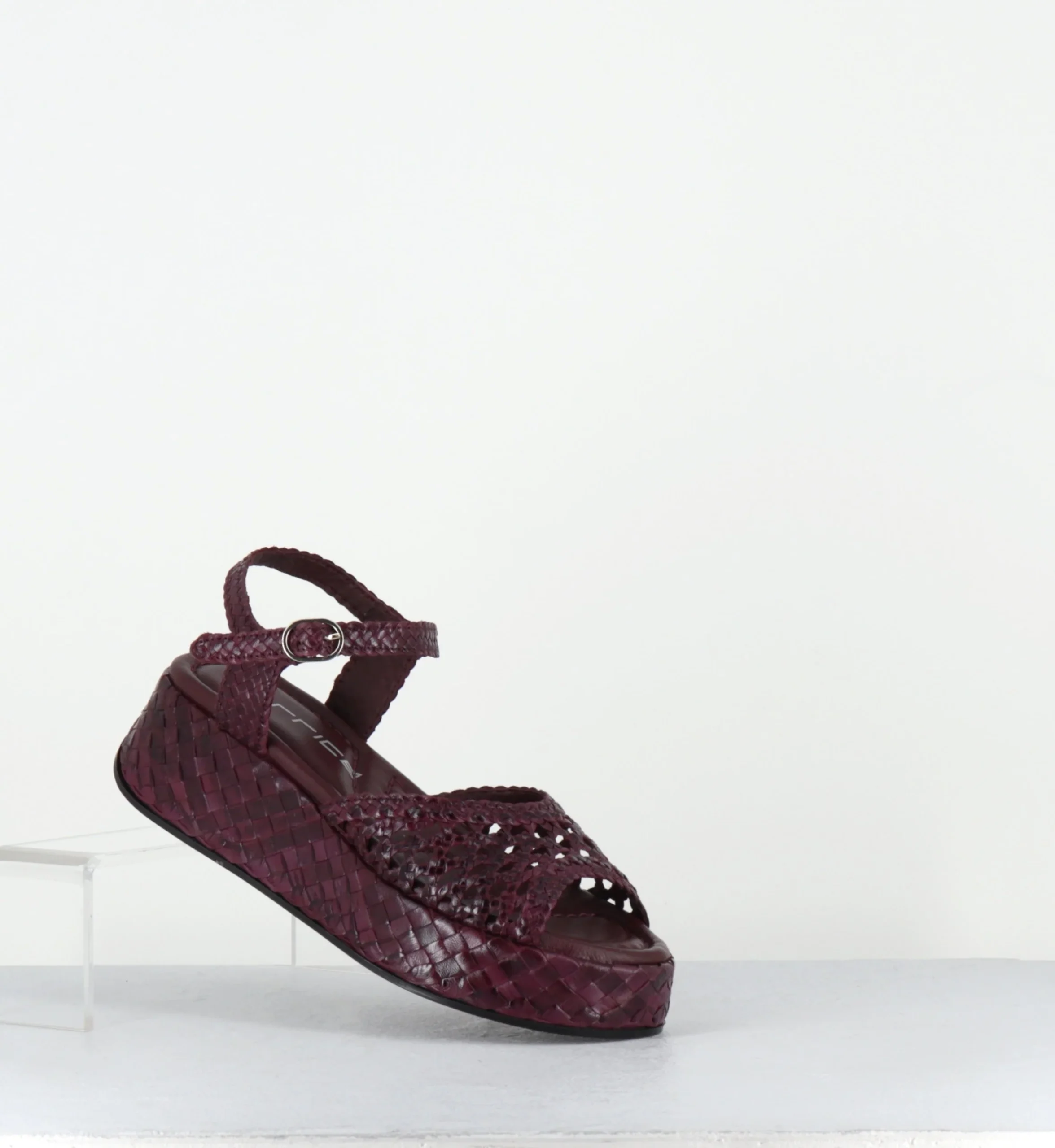 Sandales compensées en cuir tressé prune - FINO PRUGNA TRENZADO – Image 3