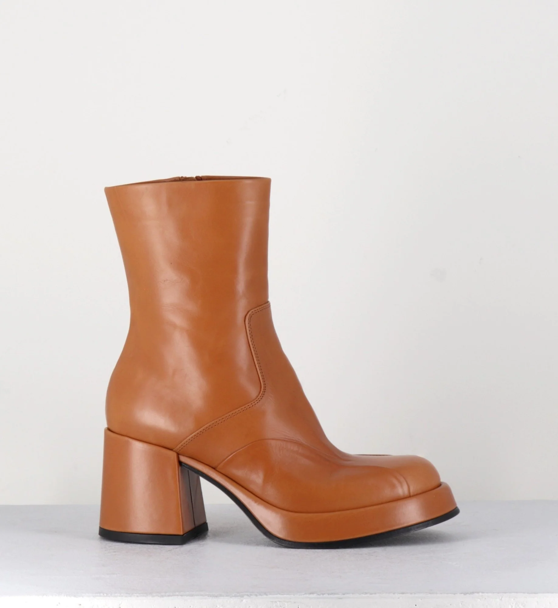Boots 70s en cuir beige - ARCHI CUOIO – Image 2