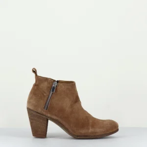 Bottines courtes à talons en daim camel PLAISIR 011 - Officine Creative