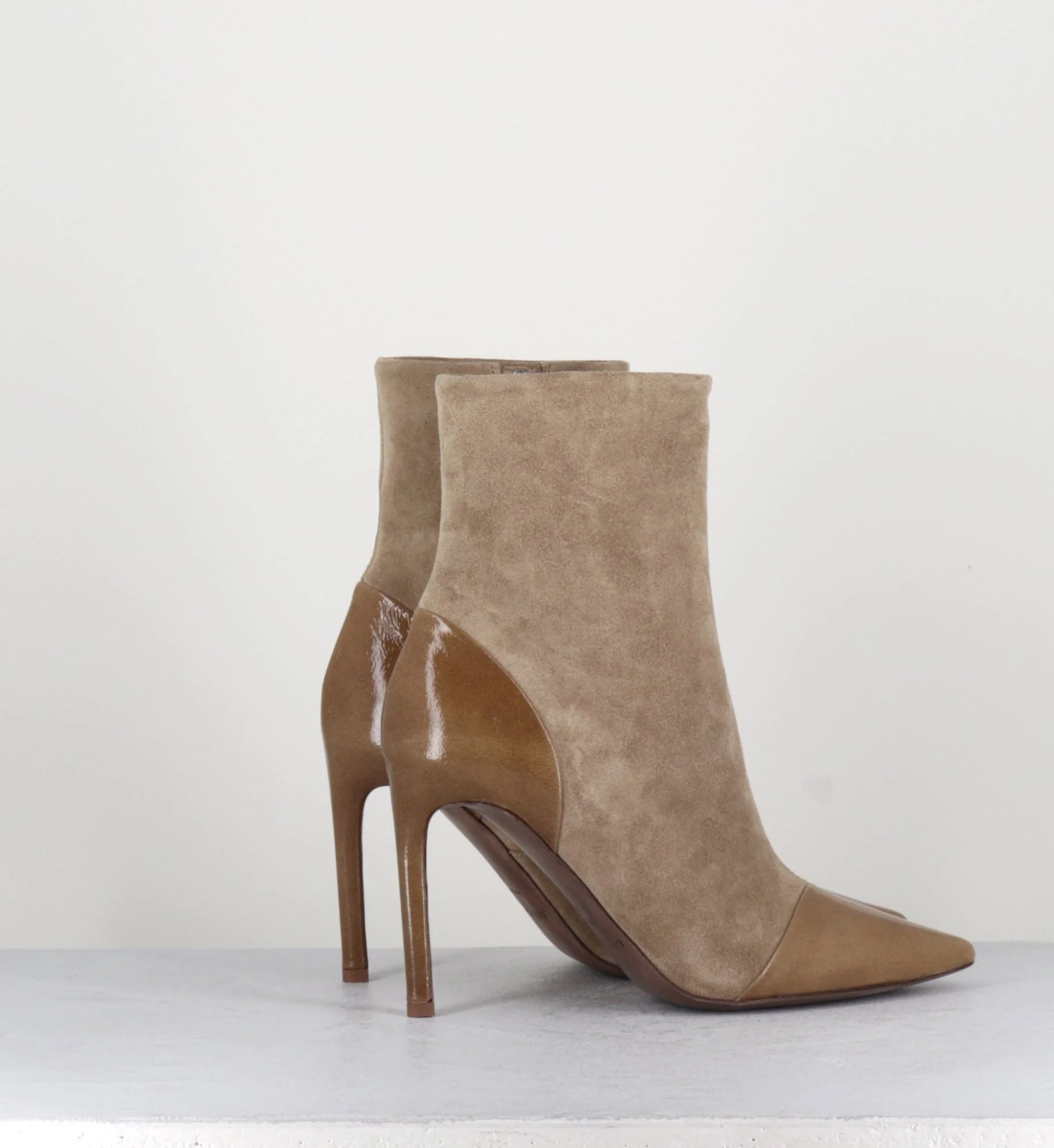 Boots bout pointu talon haut bi-matière - 11444 DAFNE OLMO – Image 6