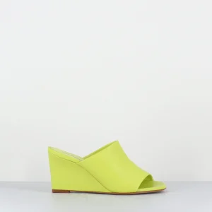 Mules compensées ligne asymétrique en cuir jaune - ZUSA01 BARON CEDRO