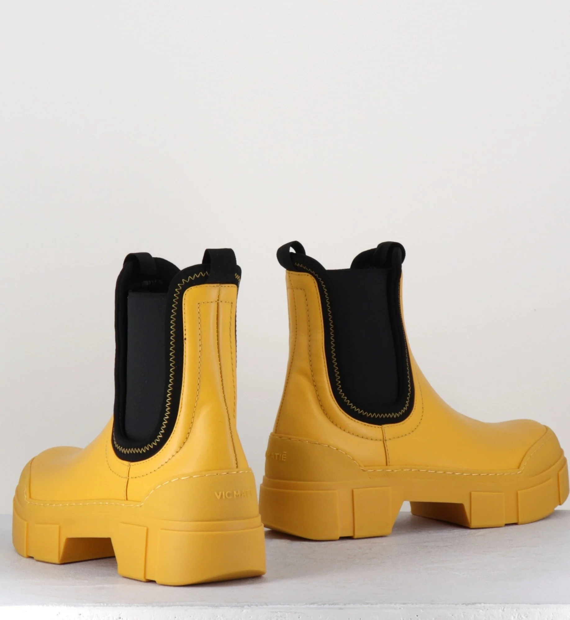 Boots chelsea en cuir jaune - 1B4712D YELLOW – Image 6