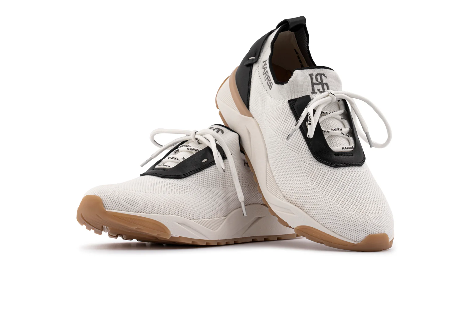 Les baskets glissent sur le tissu – Image 2