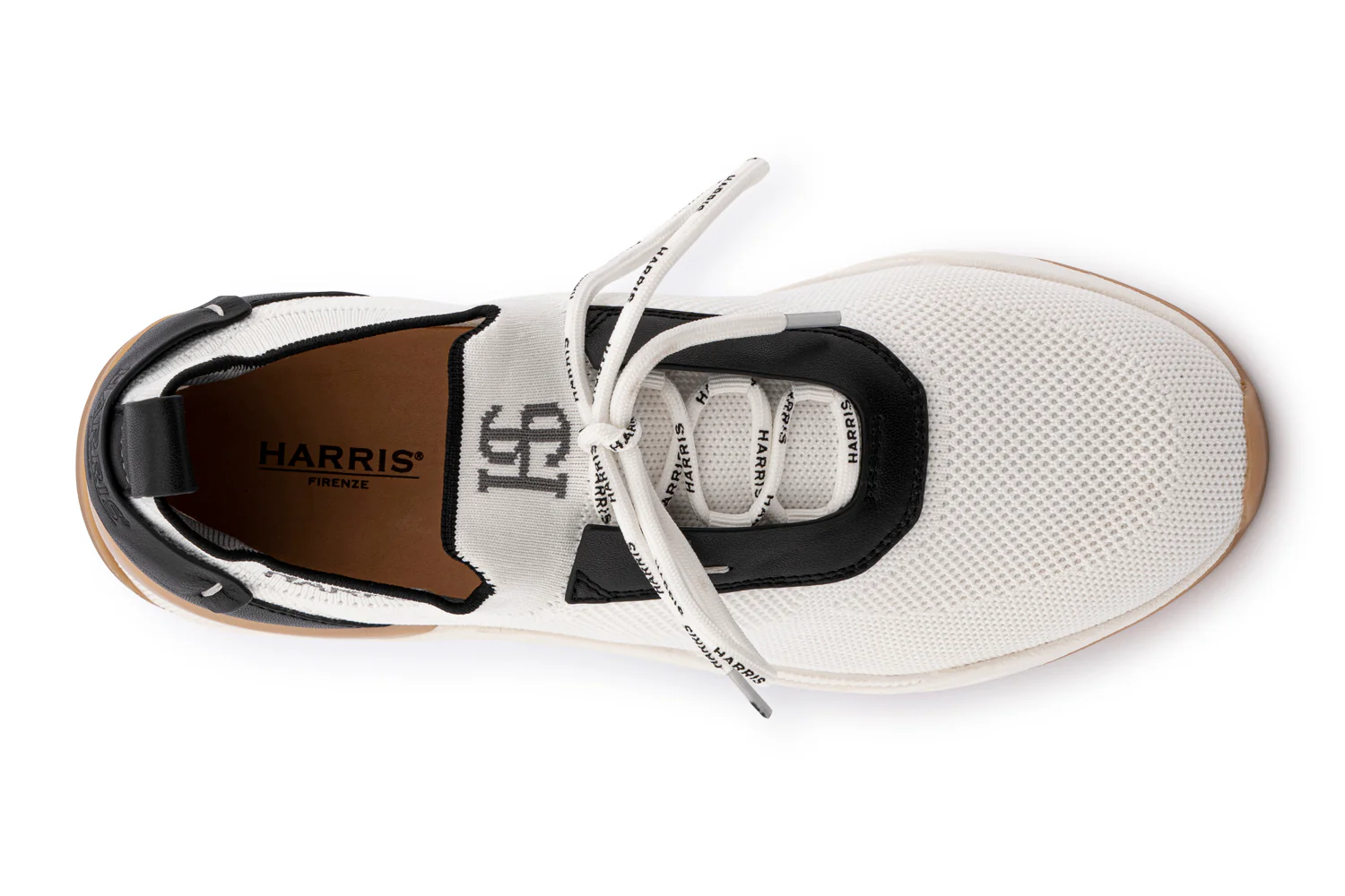 Les baskets glissent sur le tissu – Image 3