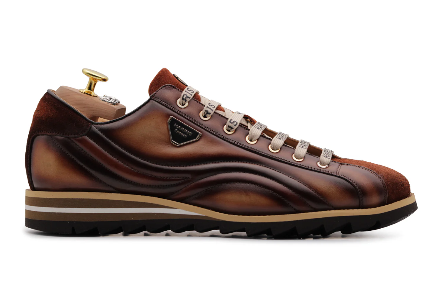 Baskets en cuir peint à la main et suède – Image 2