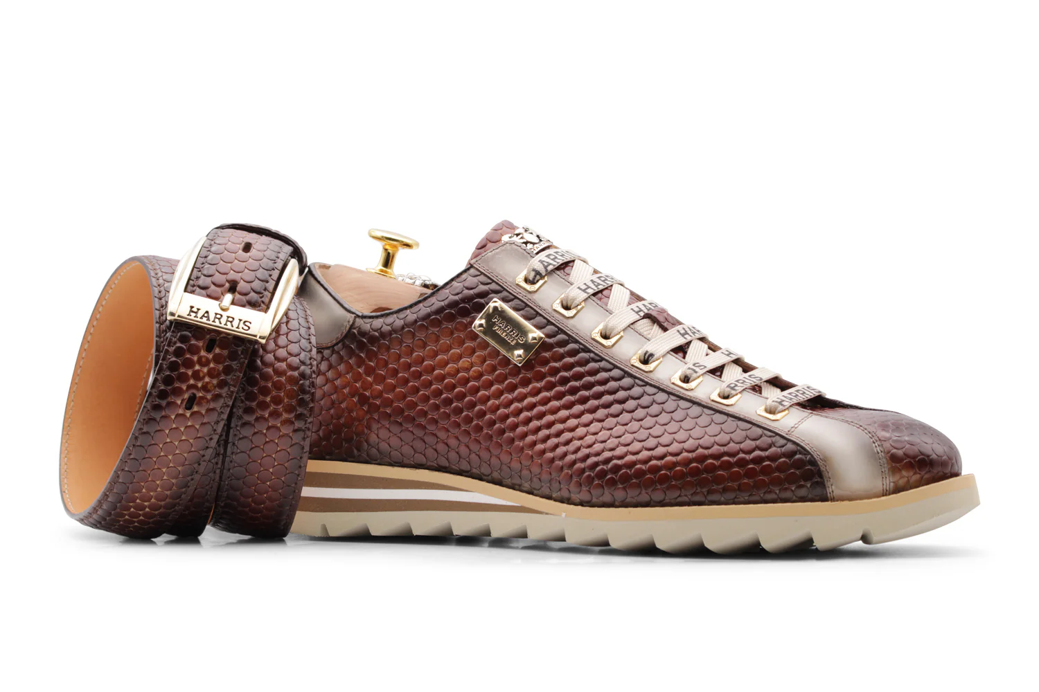 Baskets en cuir imprimé peintes à la main – Image 5