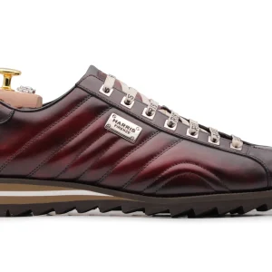 Baskets en cuir peint à la main