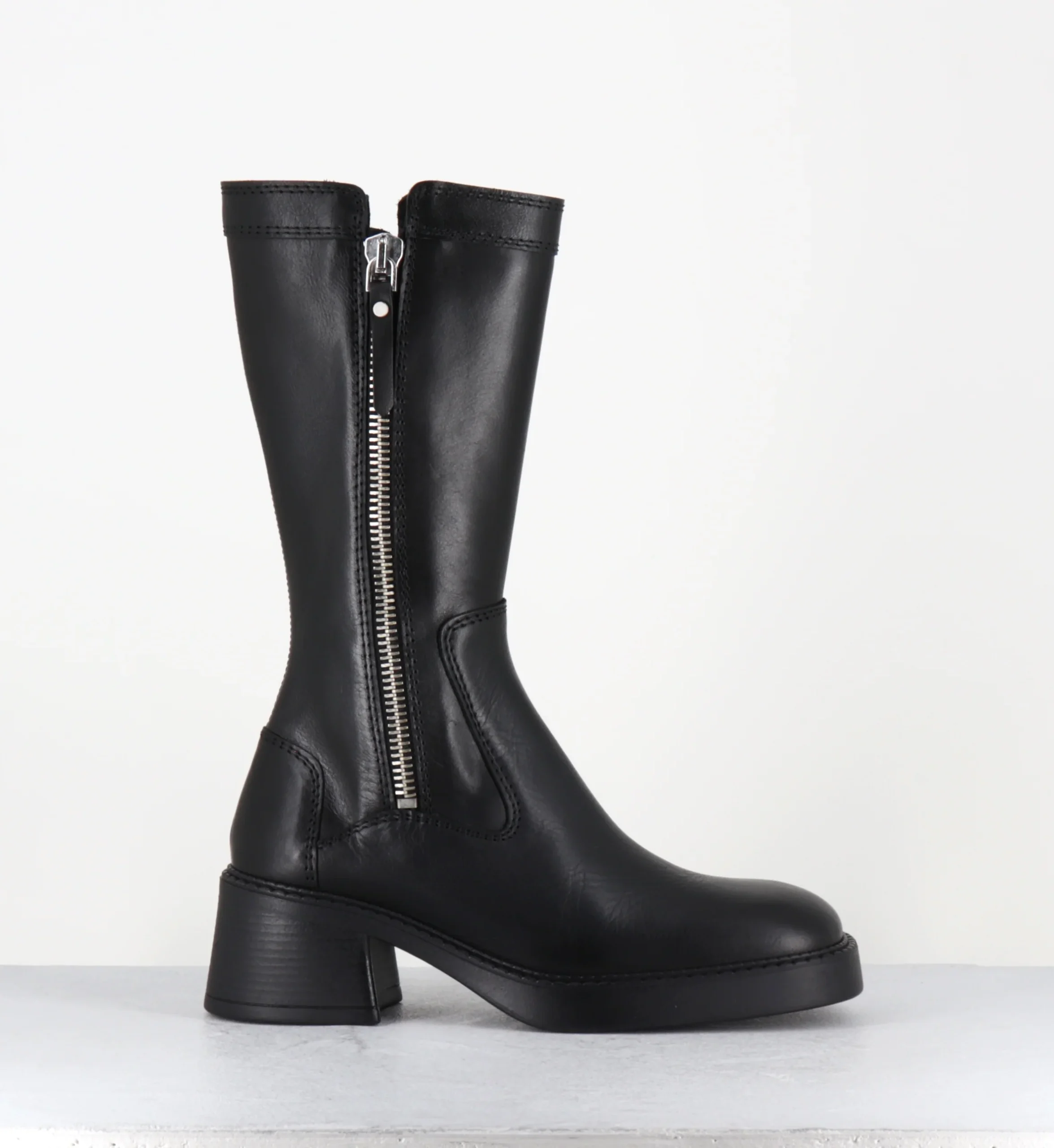 ANKE BLACK BOOTS – Image 2