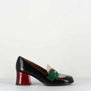 Mocassins petit talon en cuir vernis noir & boucle verte - MEMET NEGRO SAND