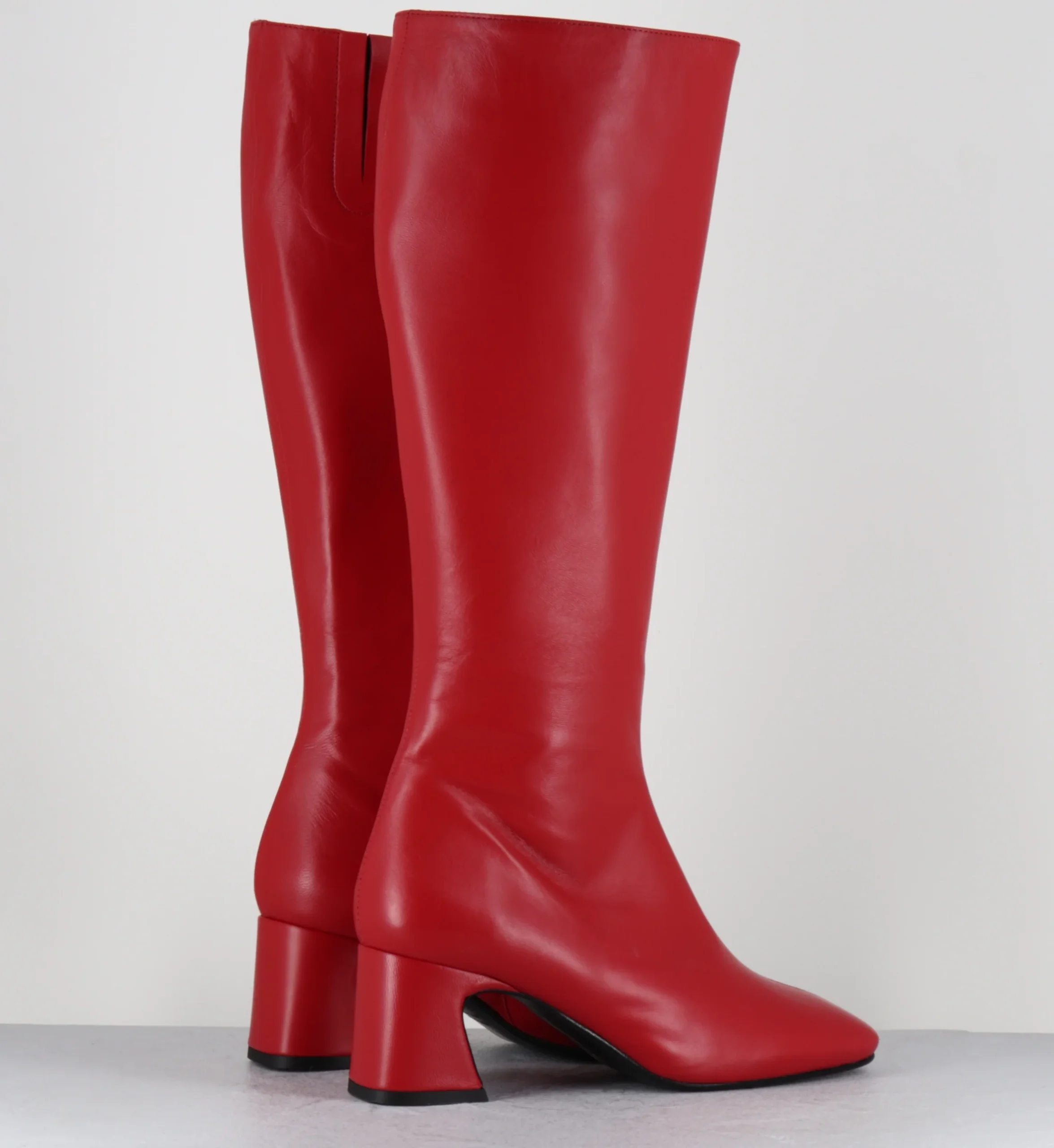 Bootes en cuir rouge bout carré - HELENA NAPPA FUOCO – Image 5