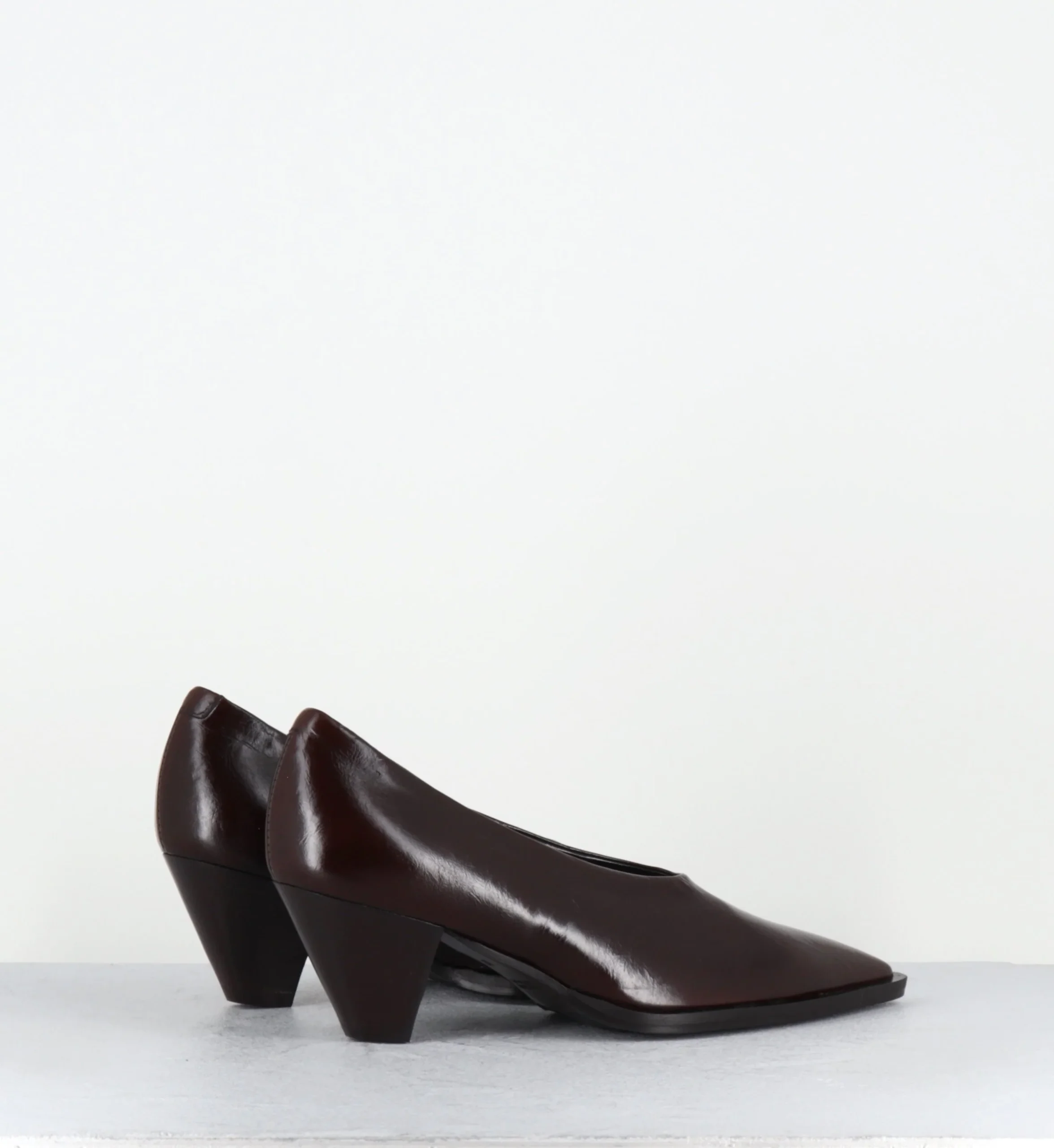 Escarpins talon conique en cuir marron - AMBRES CANNES CHOCOLATE – Image 4