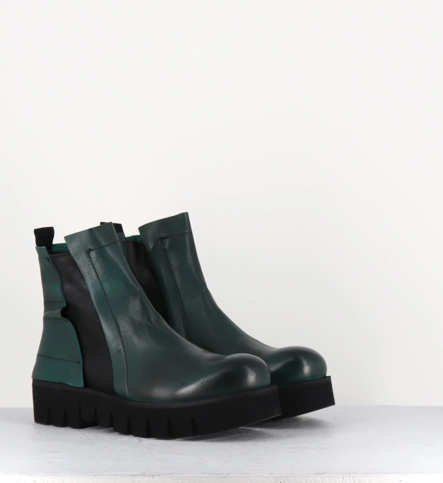 Boots légères en cuir vert - CHILO SUAVE ATLANTICK – Image 4