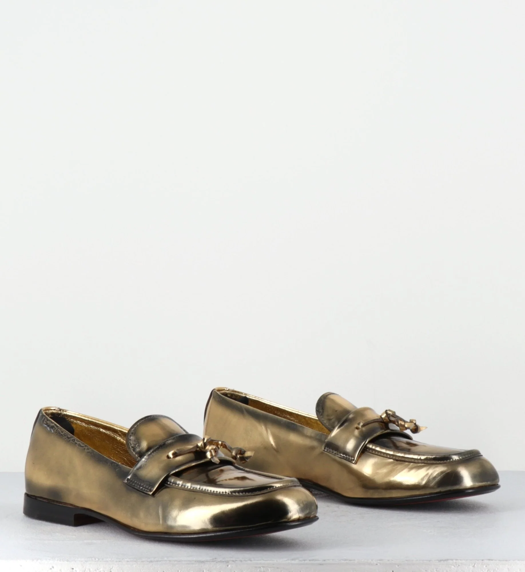 Mocassins souple en cuir métallisé doré - 60264 CAPRA SUPER ORO – Image 4