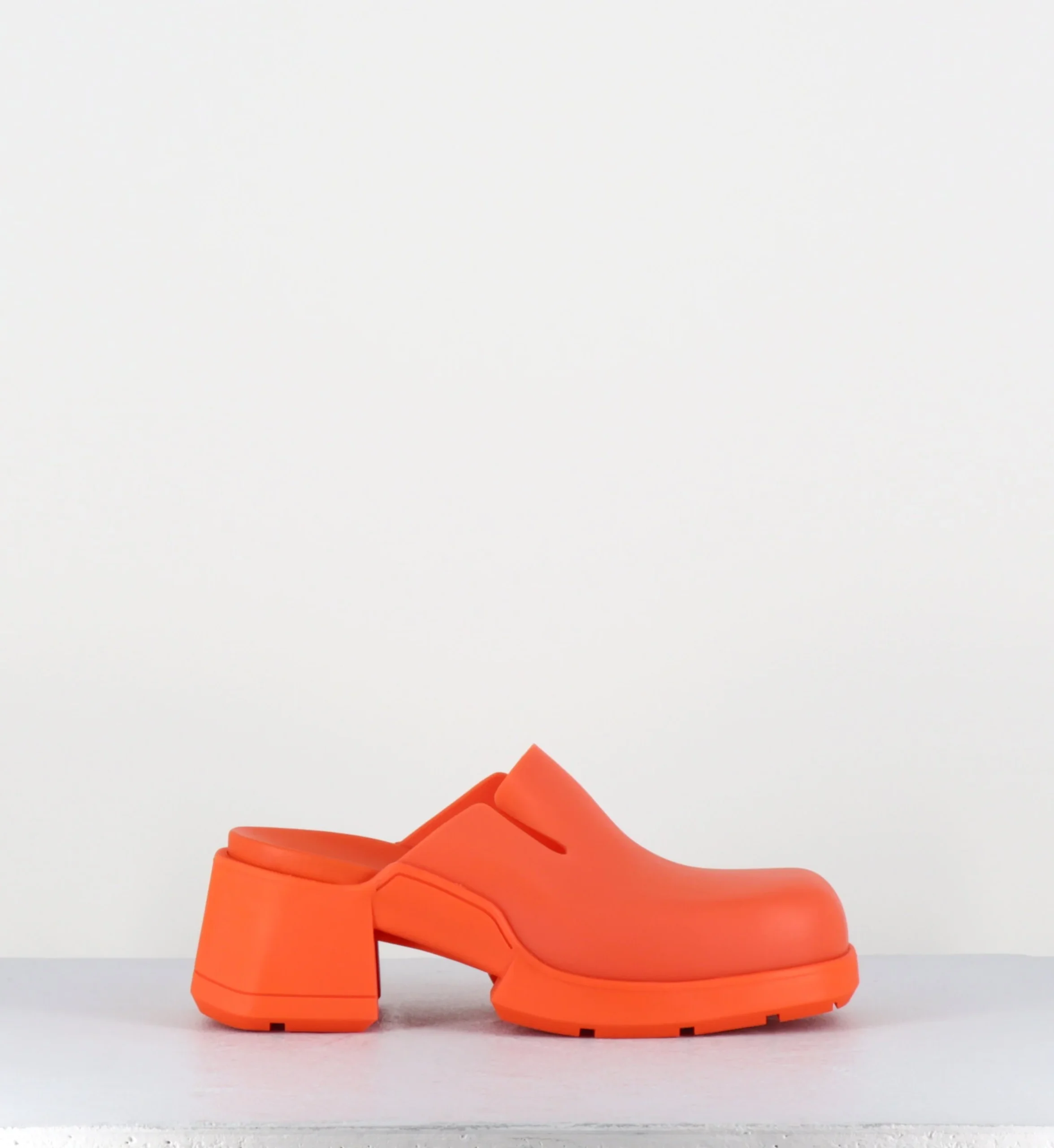 90s orange rubber clogs - BLISSA ORANGE MULES – Image 2