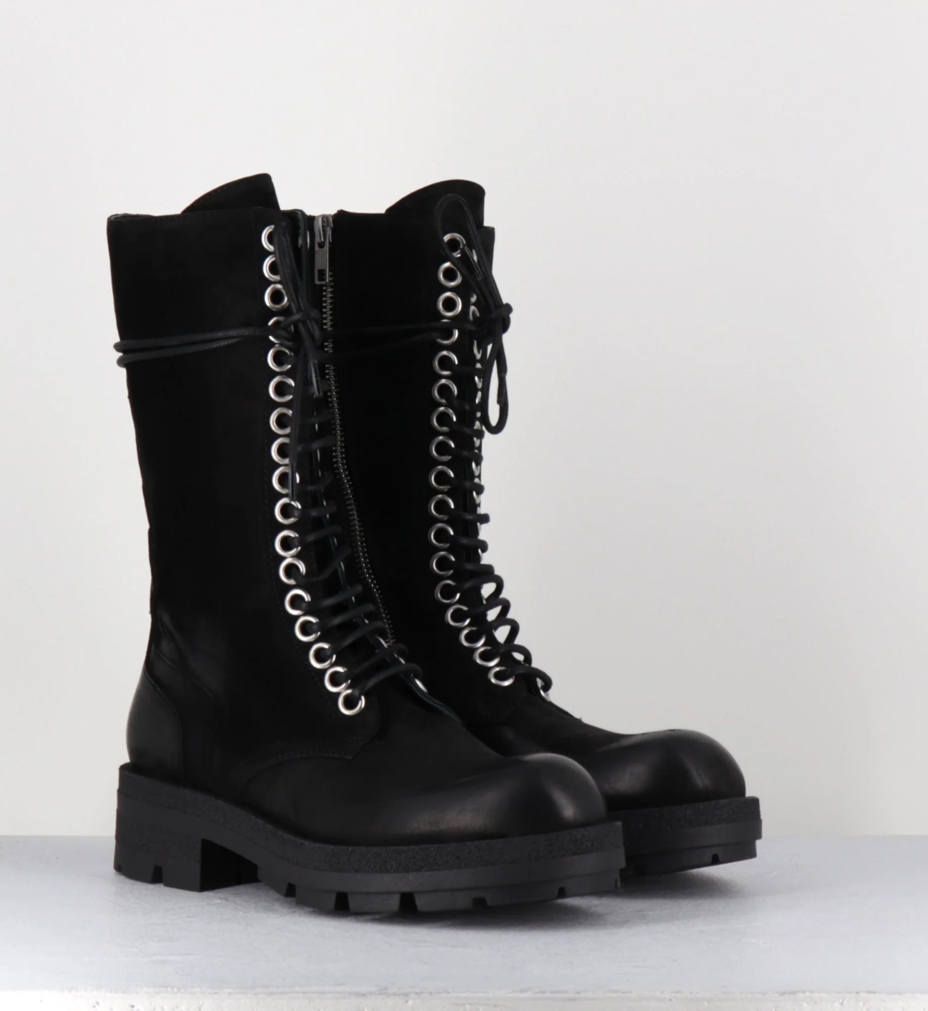 Rangers hautes nubuck noir - BRAND KATHY NERO – Image 3