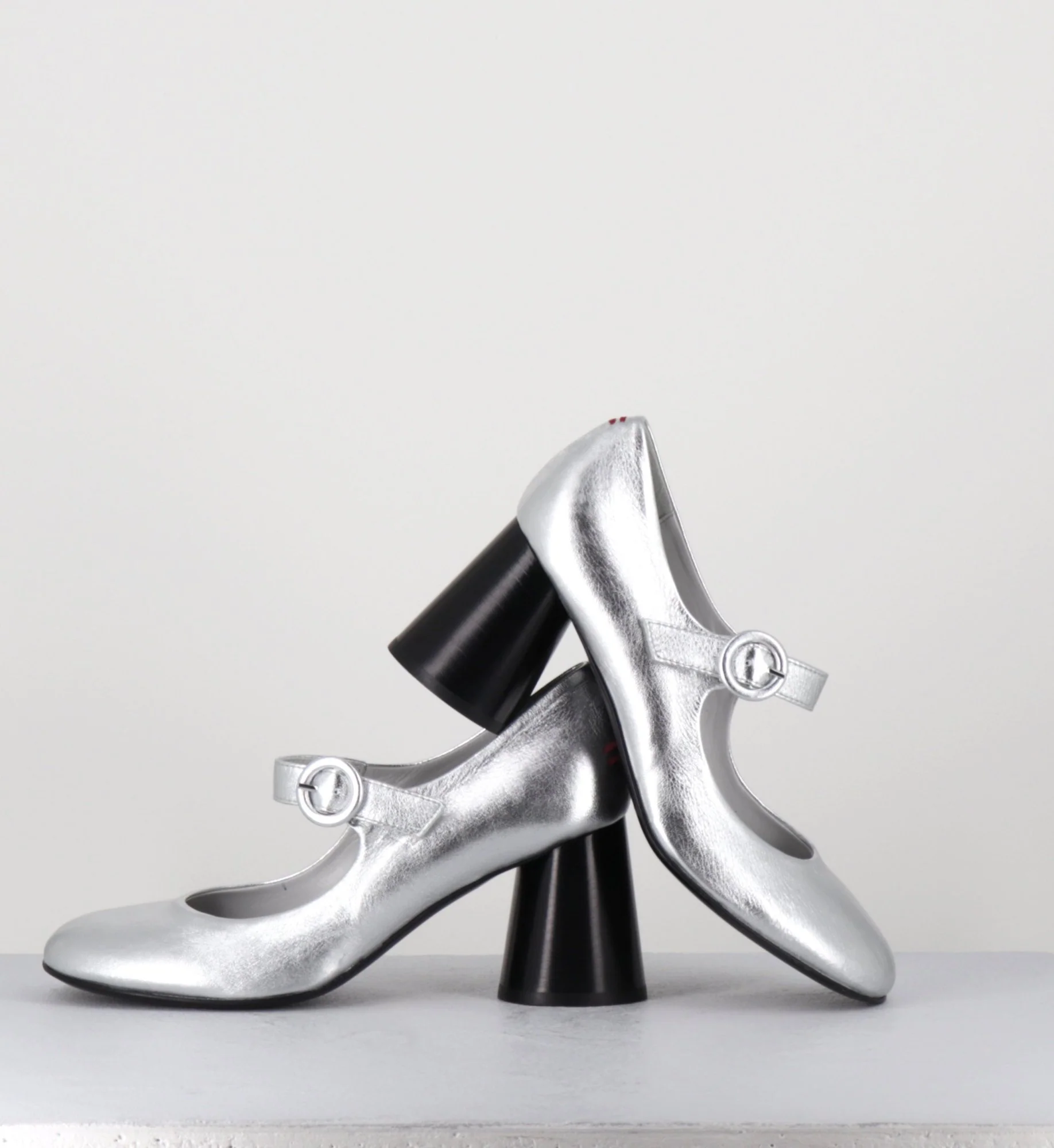 Babies rétro à talon en cuir argenté - ACE22 METAL ARGENTO – Image 3