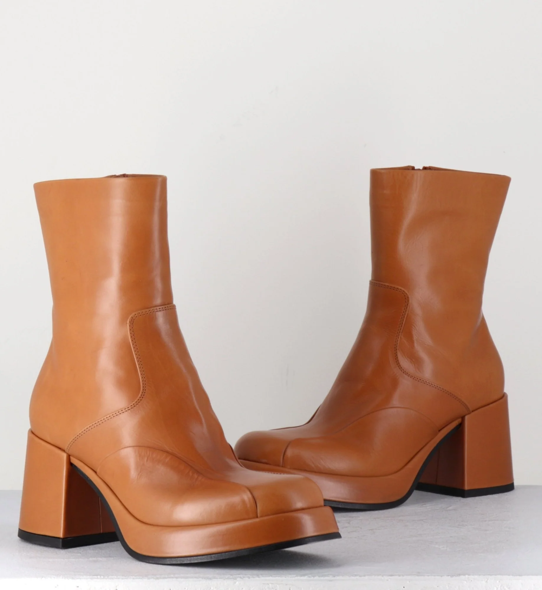 Boots 70s en cuir beige - ARCHI CUOIO – Image 9
