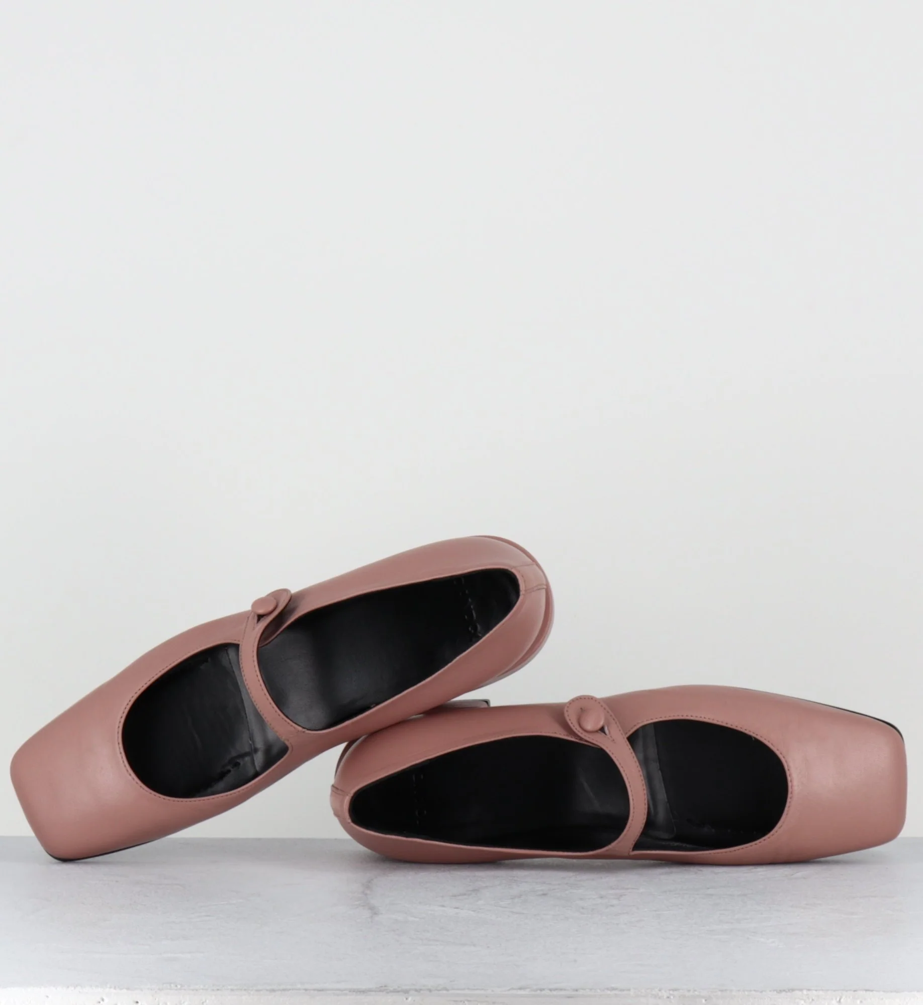 Babies en cuir souple rose poudré à bout carré - JANE NATURAL COWHIDE – Image 8