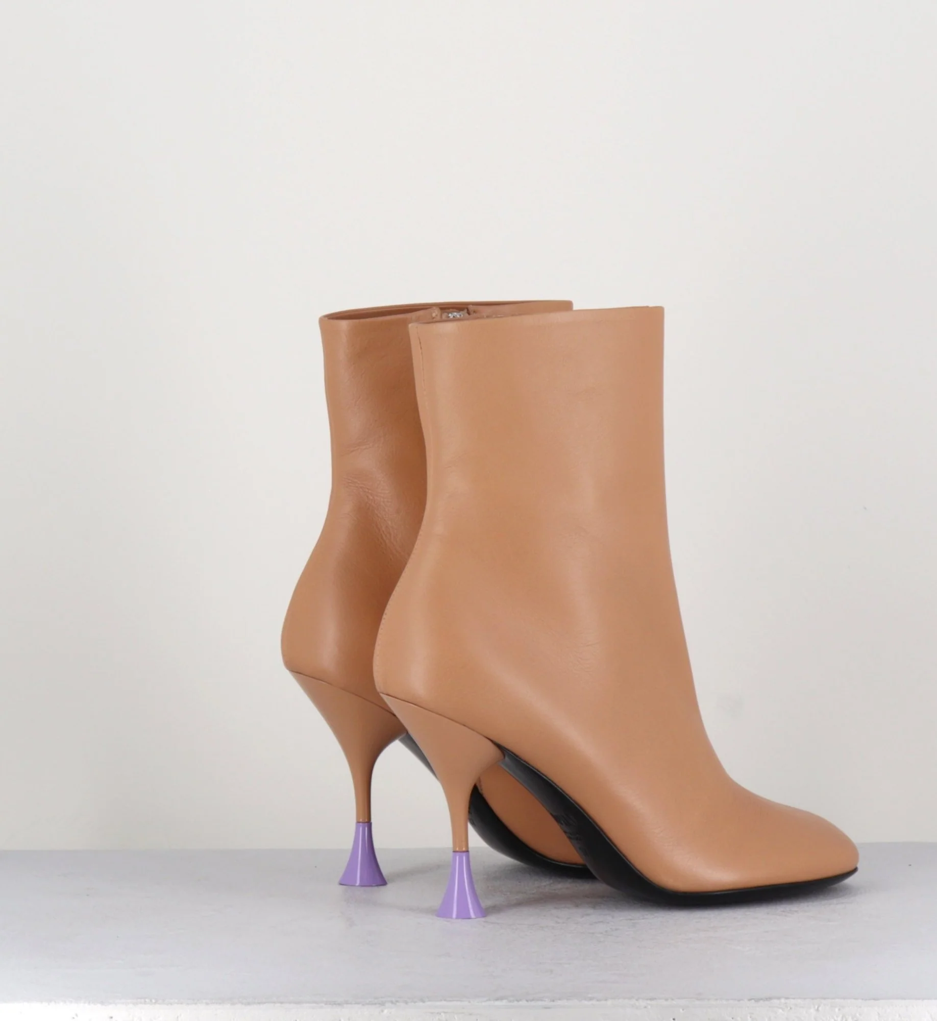 Boots en cuir beige à talon fin - LIDIA 095 BISQUIT – Image 4