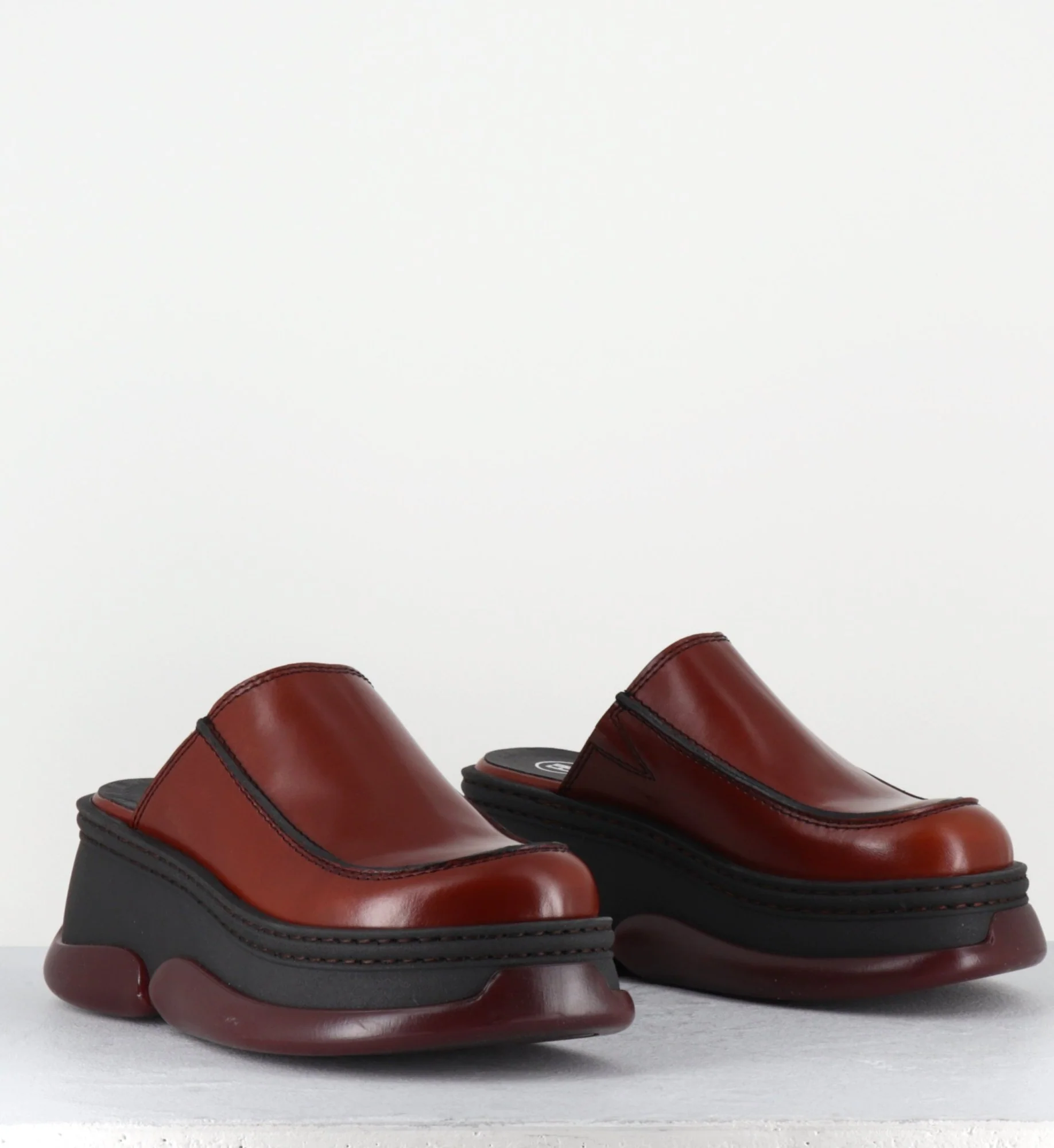 Sabots compensées 90s cuir marron & bubble rubber - BRIETTA BROWN MULES – Image 9