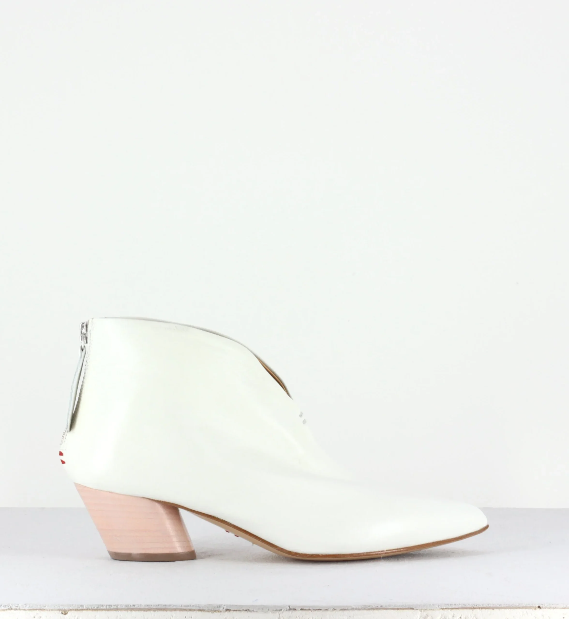 Boots bout pointu en cuir blanc - Juny74 – Image 2