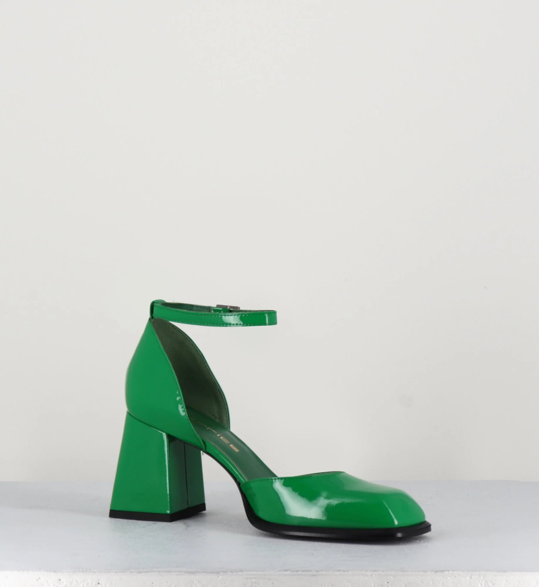 Babies en cuir vernis vert à talon - MIA70 VERDE – Image 7