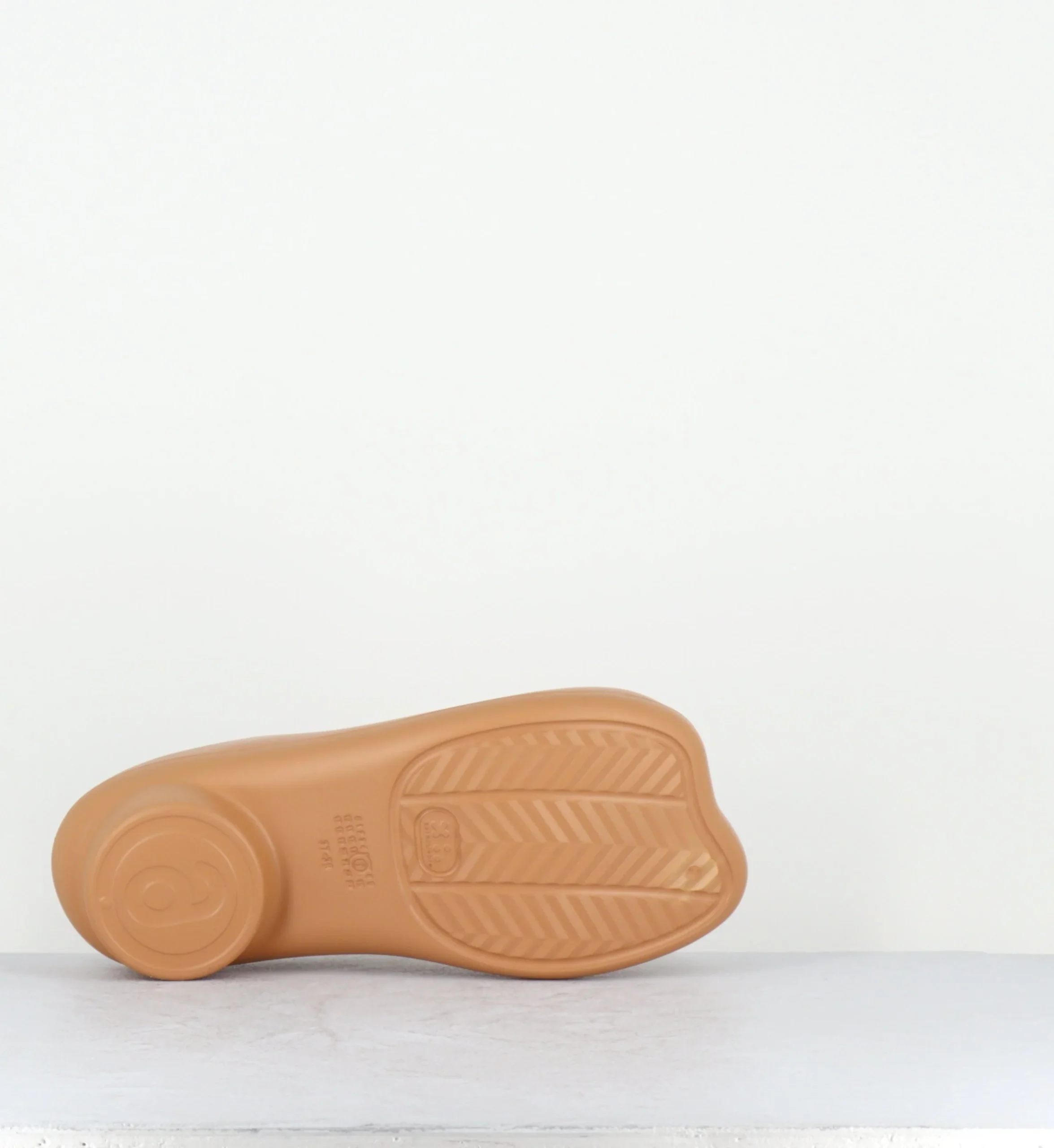 Sabots beige en caoutchouc bout anatomique & petit talon cylindrique - S66WX0060 T2062 – Image 6