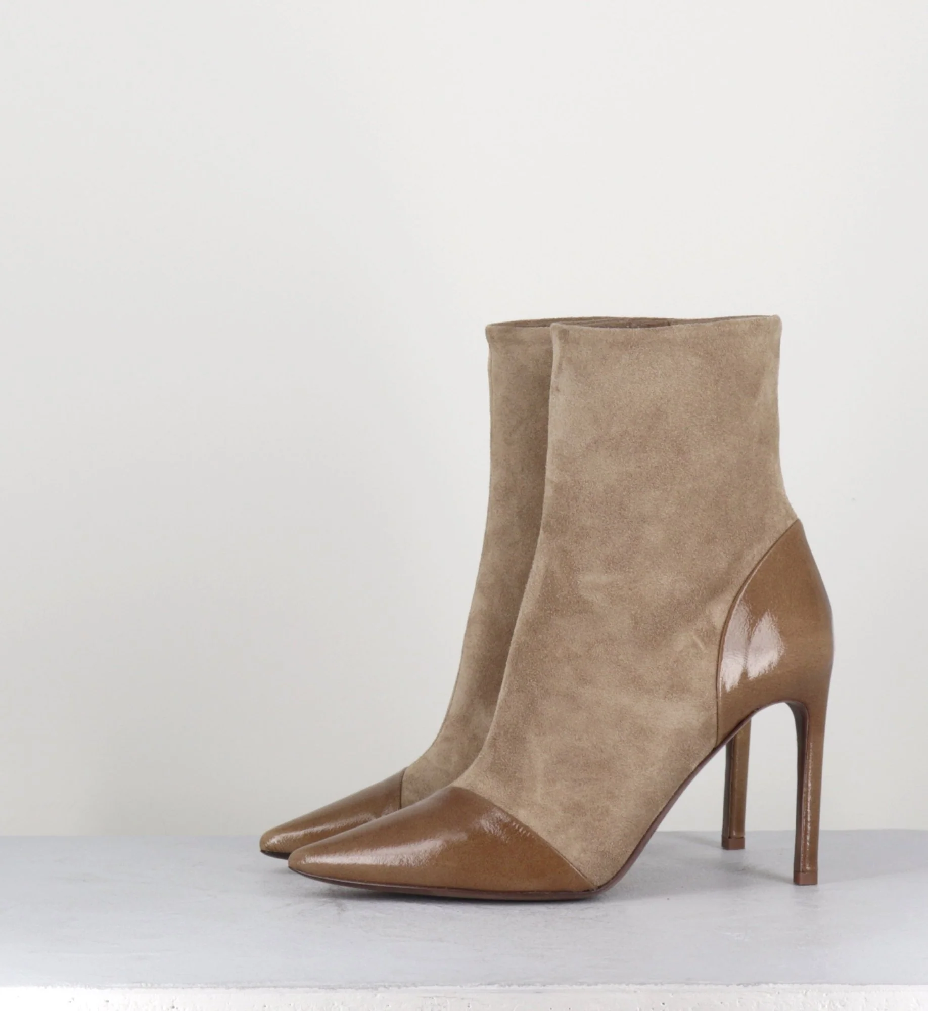 Boots bout pointu talon haut bi-matière - 11444 DAFNE OLMO – Image 3